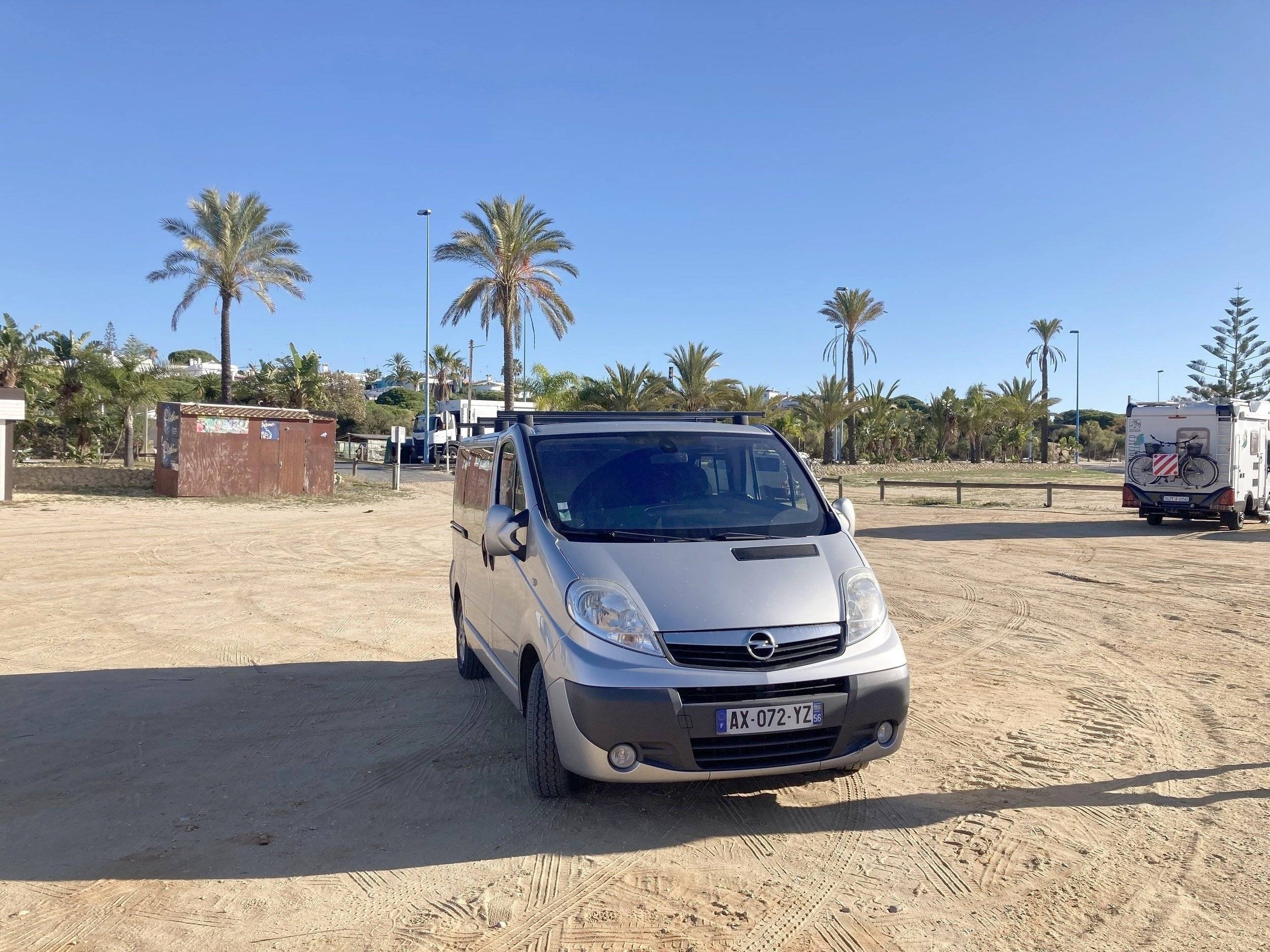 Vivaro 