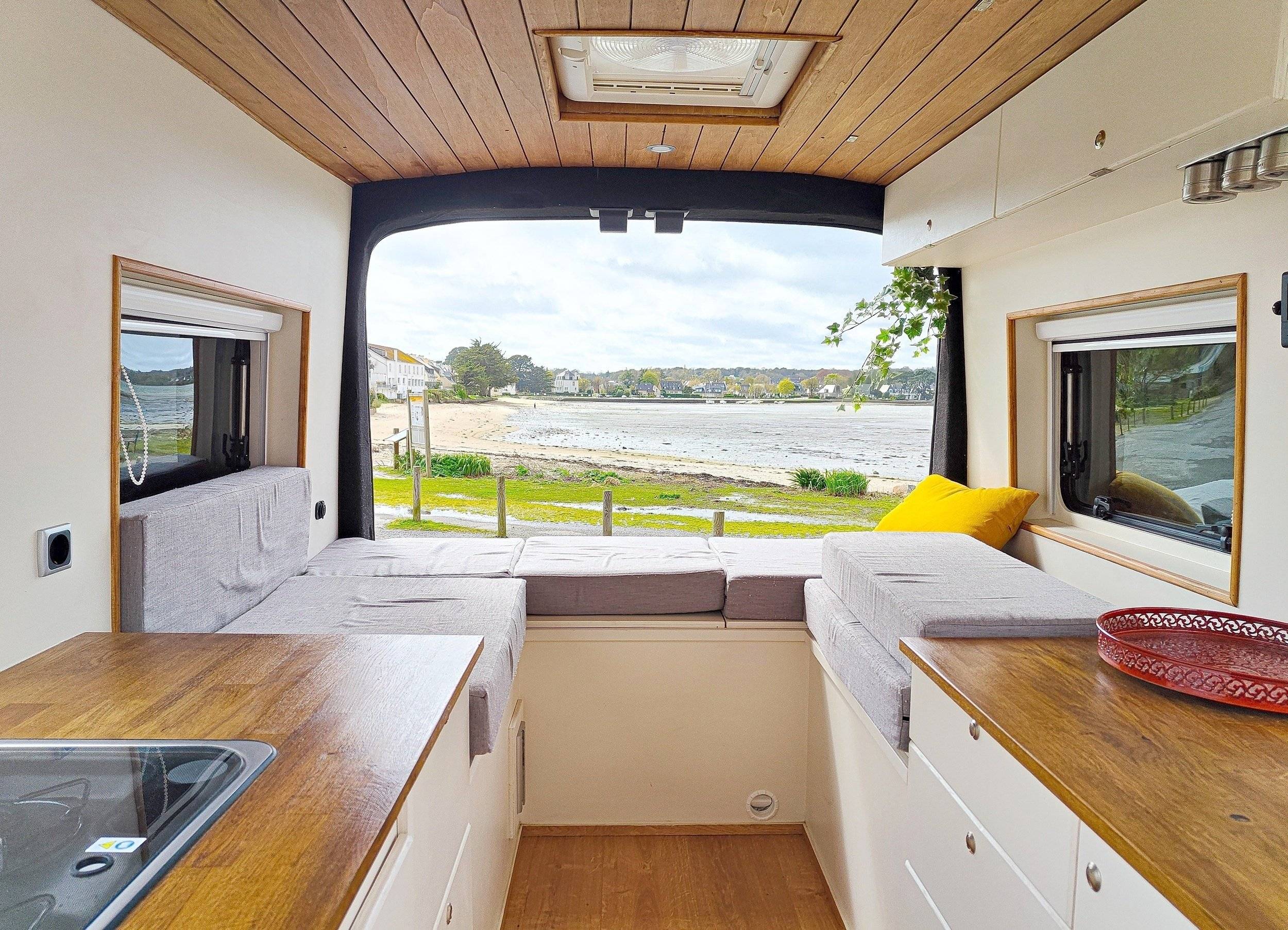 Ford Transit 2,0 l 170 ch