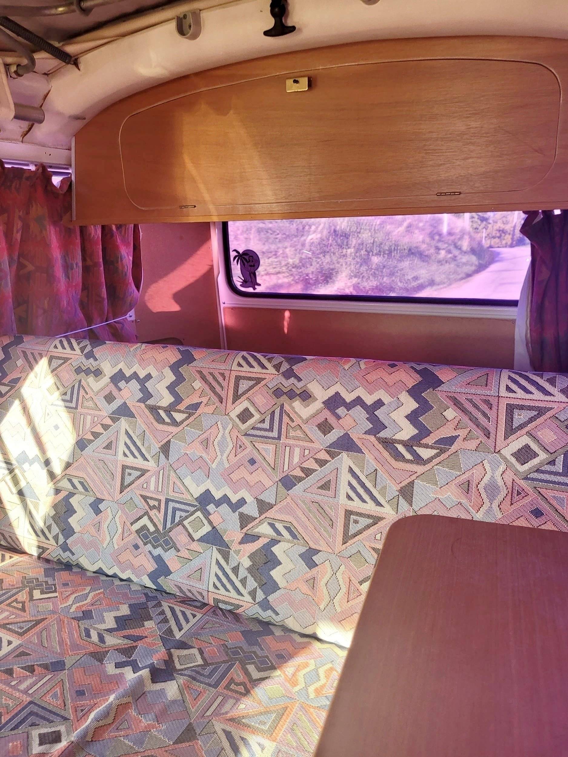 Eethoek Volkswagen T2 - Yescapa