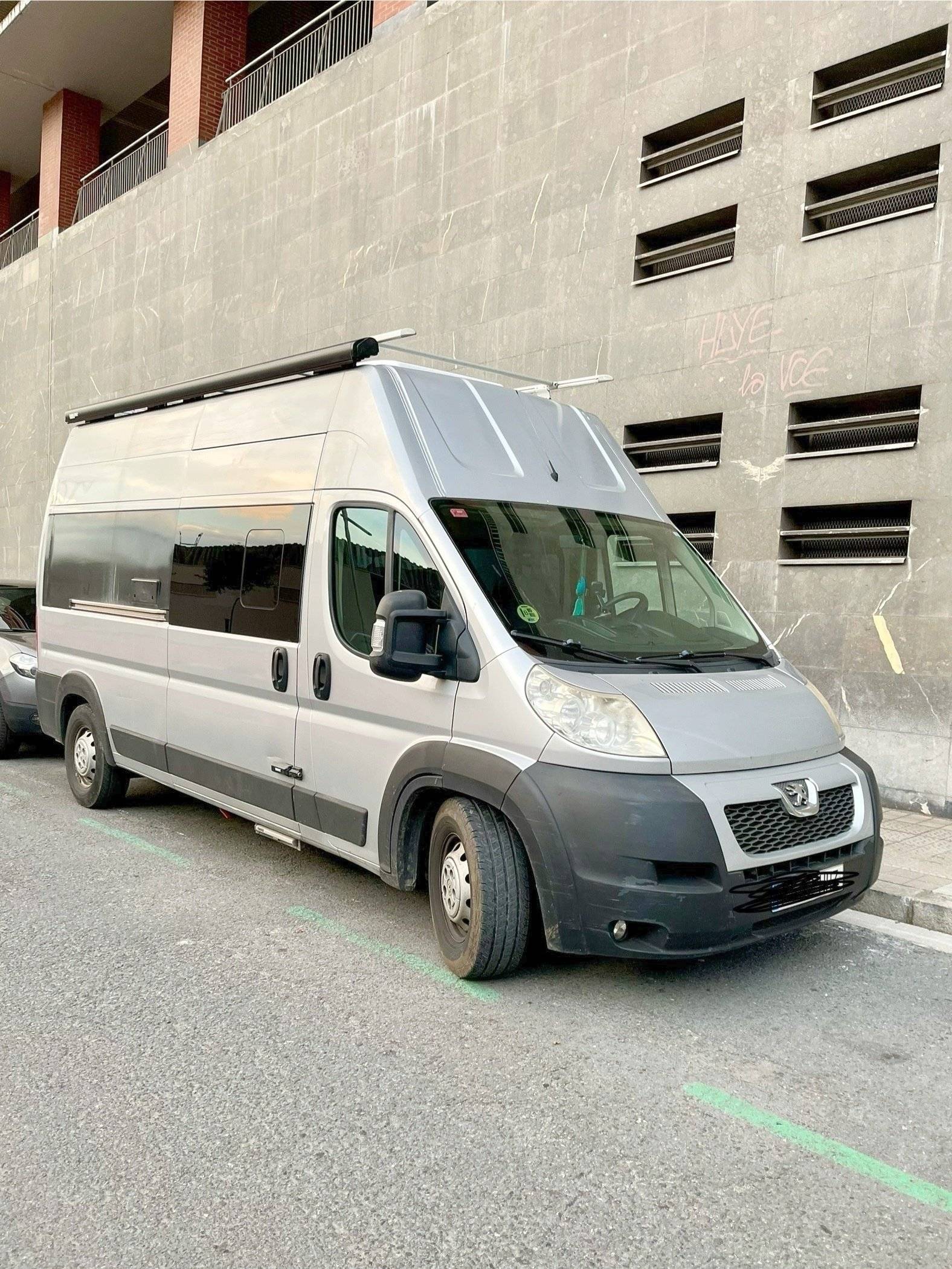 Peugeot Boxer 2,2 l hdi 130 ch