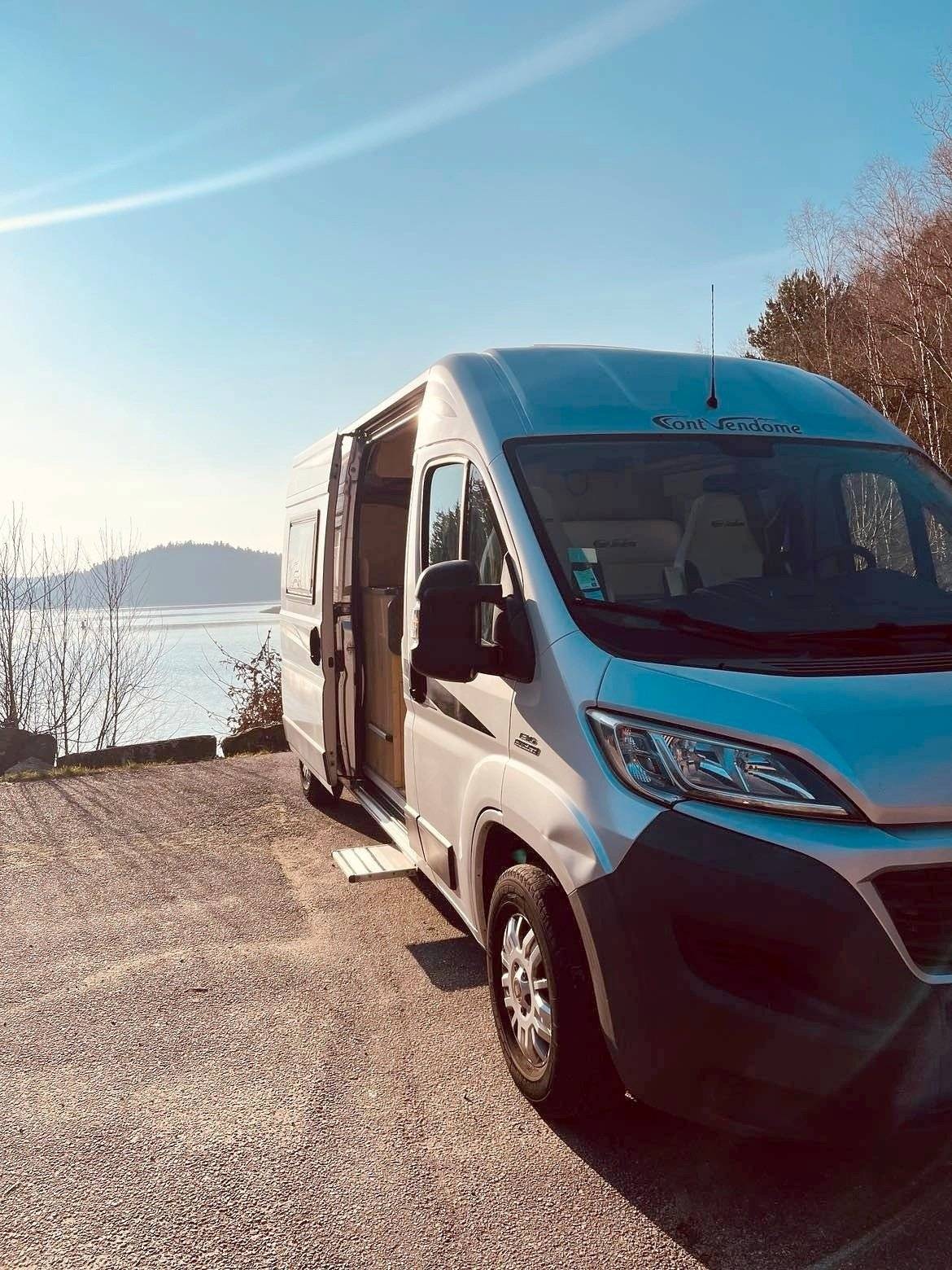 Font Vendôme font vendôme leader camp