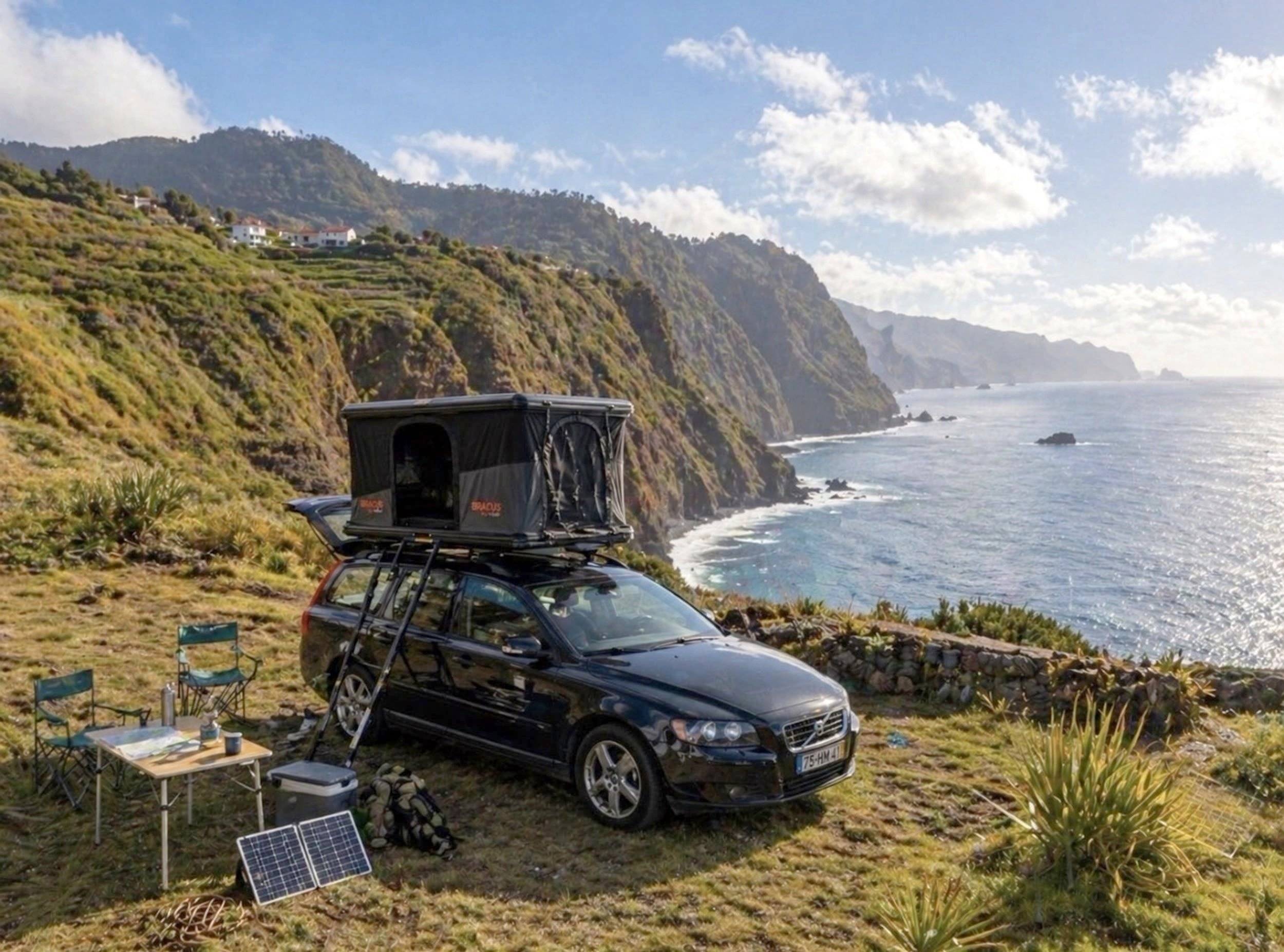 schräge Vorderansicht volvo Volvo V50 - Yescapa