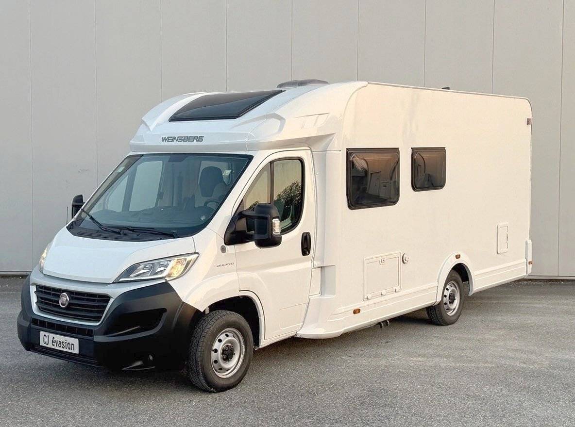 Vista del vehicle angle davanter Fiat Ducato 2,2 l Multijet 130 ch. - Yescapa