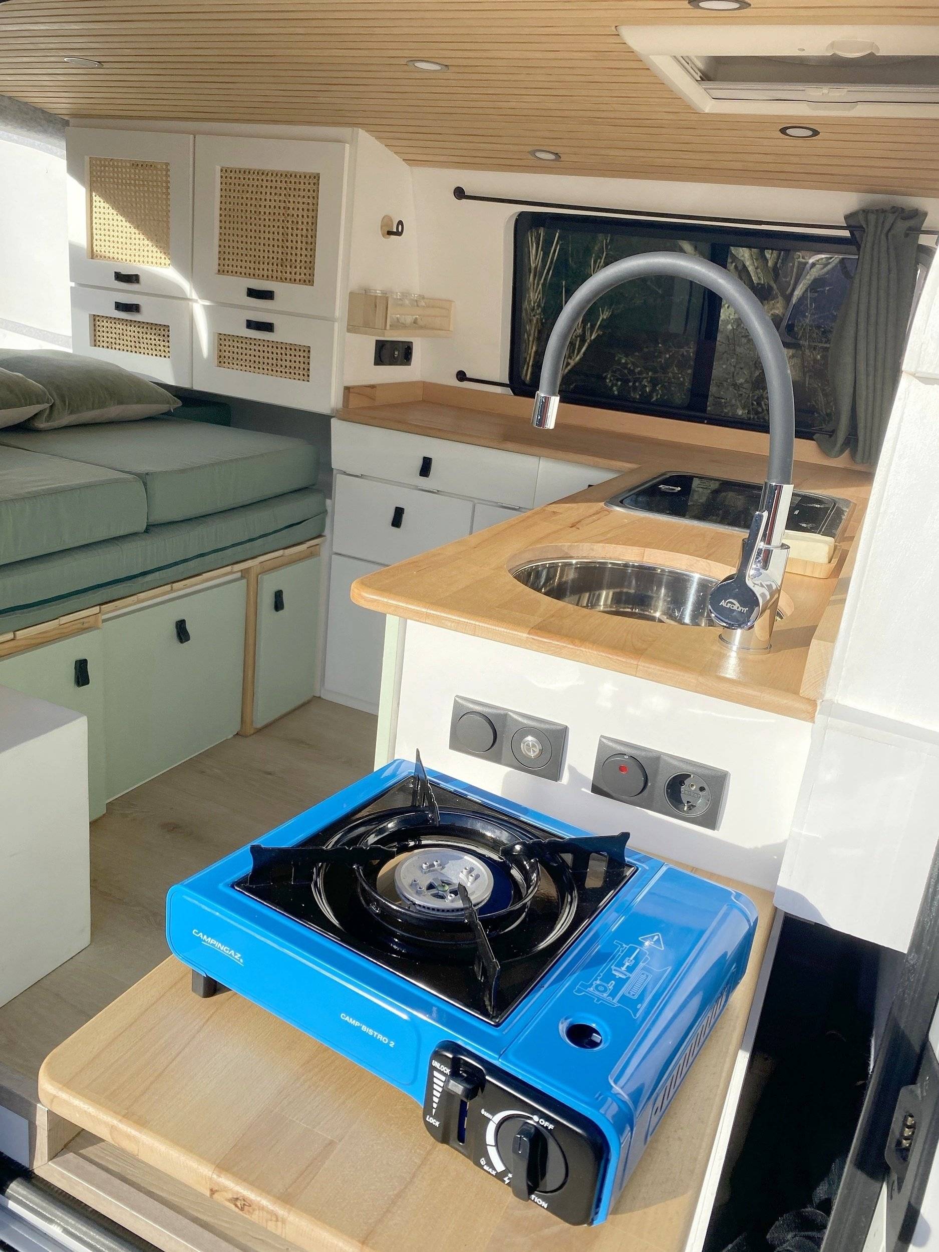 Volkswagen T6 2 l 102 ch