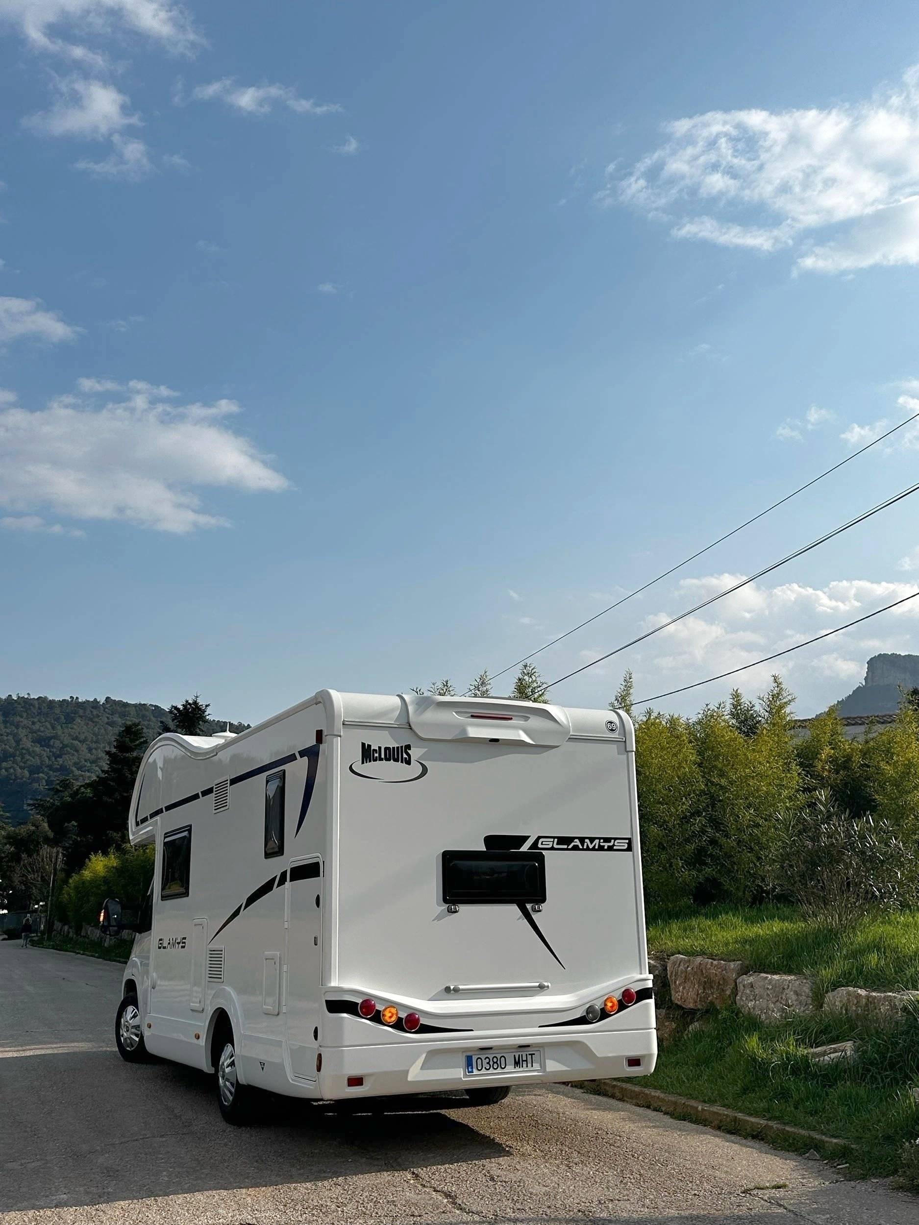 Autocaravana caputxina 