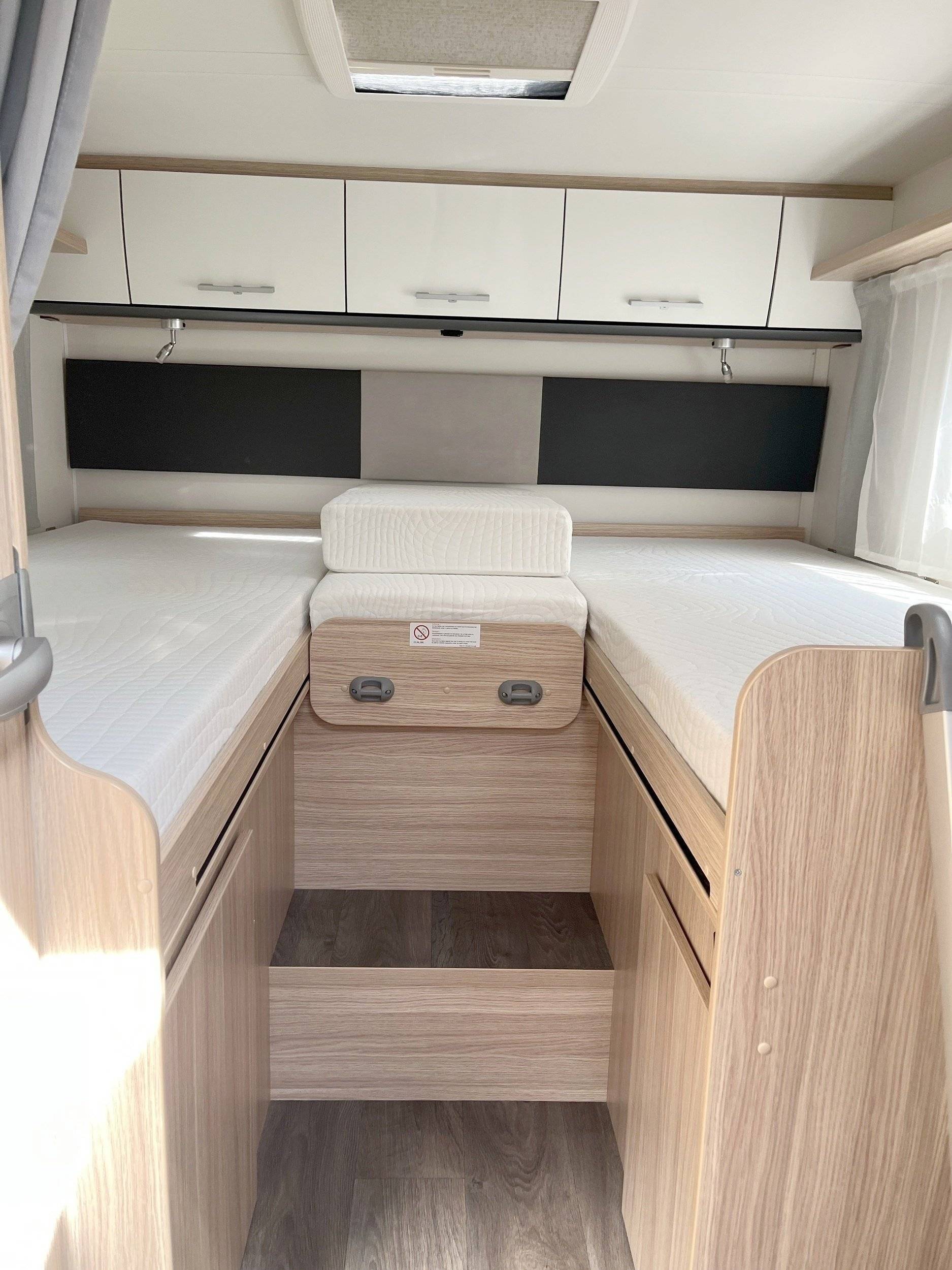 Schlafplätze Fiat Ducato 2,2 l Multijet 100 ch. - Yescapa