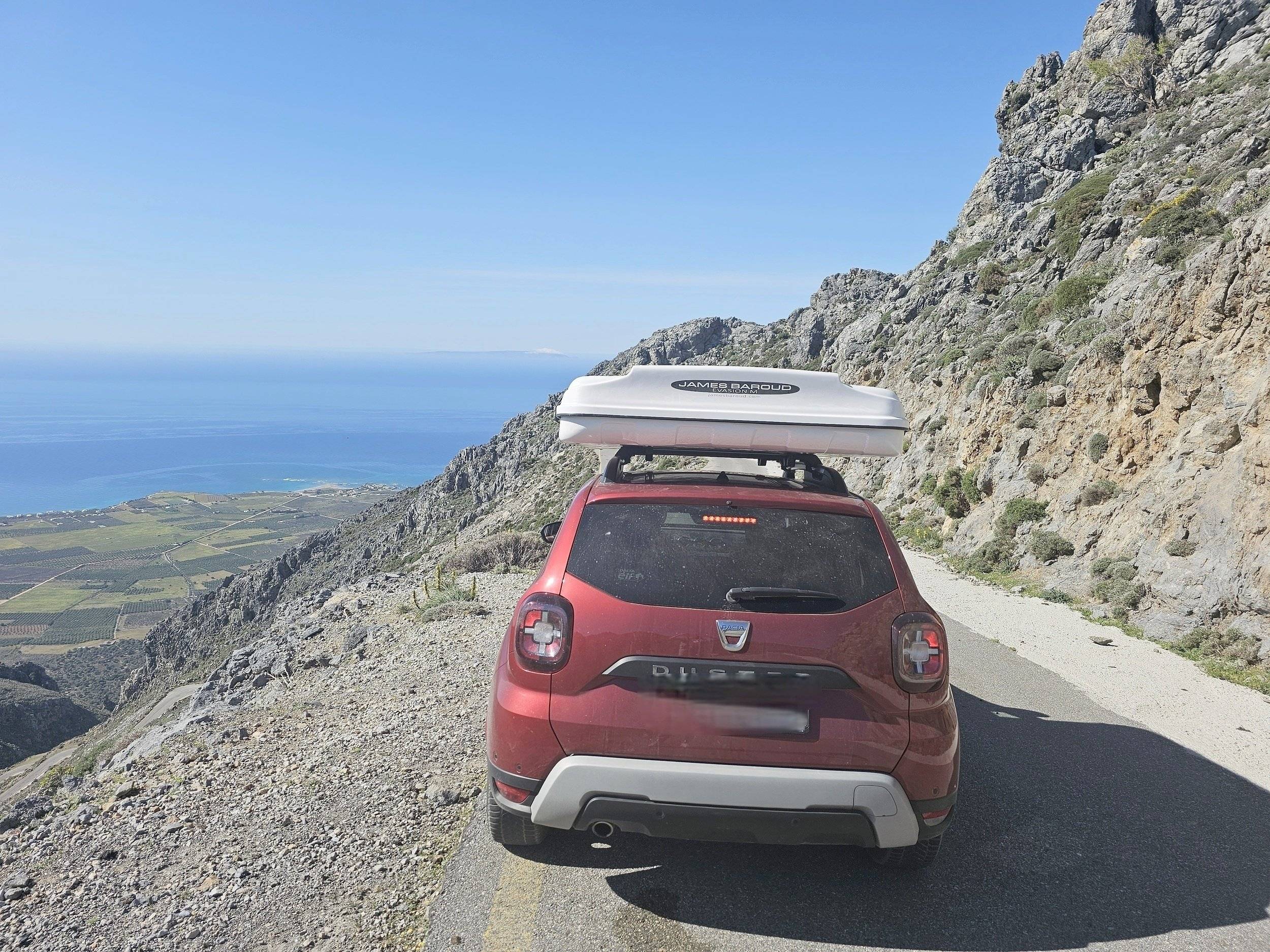 Vue arrière Dacia  Duster - Yescapa