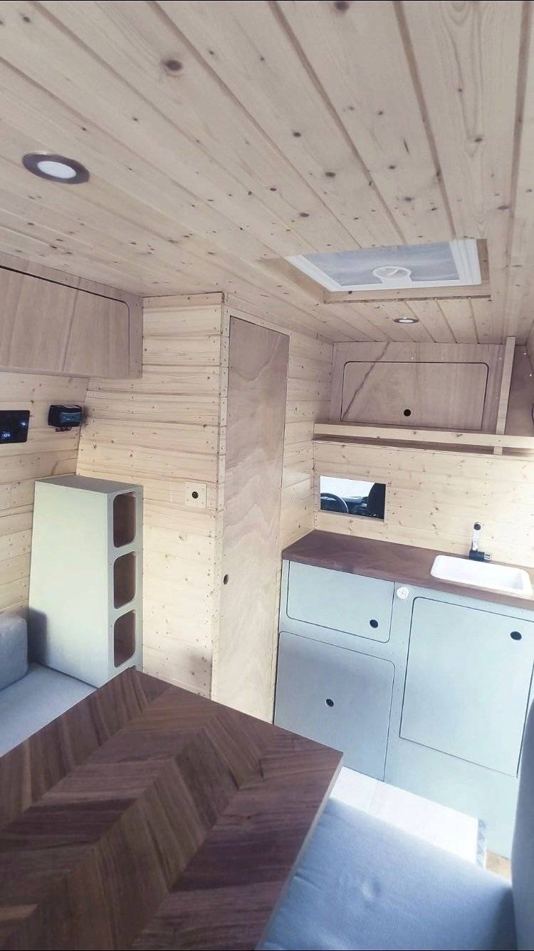 Ford Transit 2,4 l TDCi 140 ch.