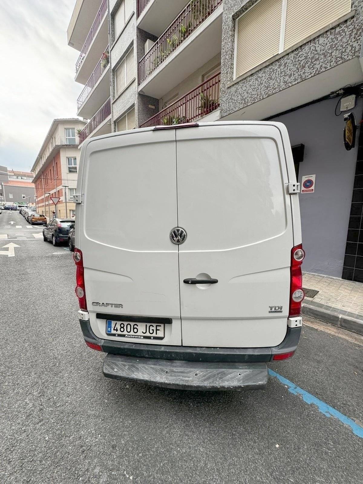 Achterkant Volkswagen VOLKSWAGEN CRAFTER - Yescapa