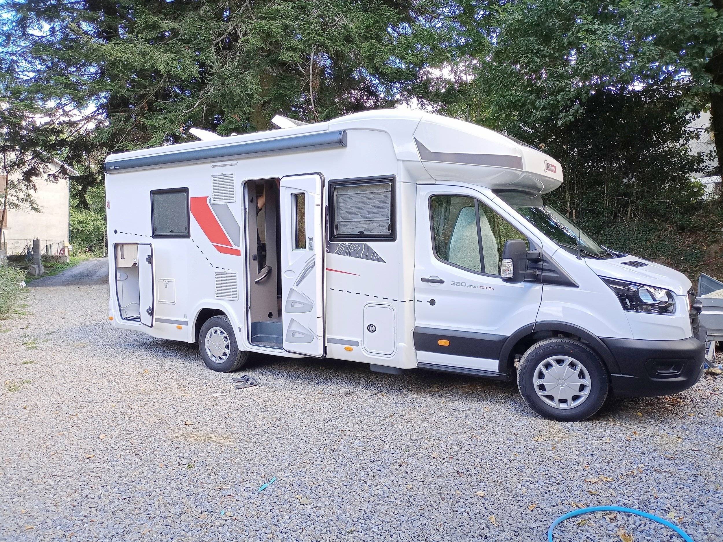 Challenger Challenger 380