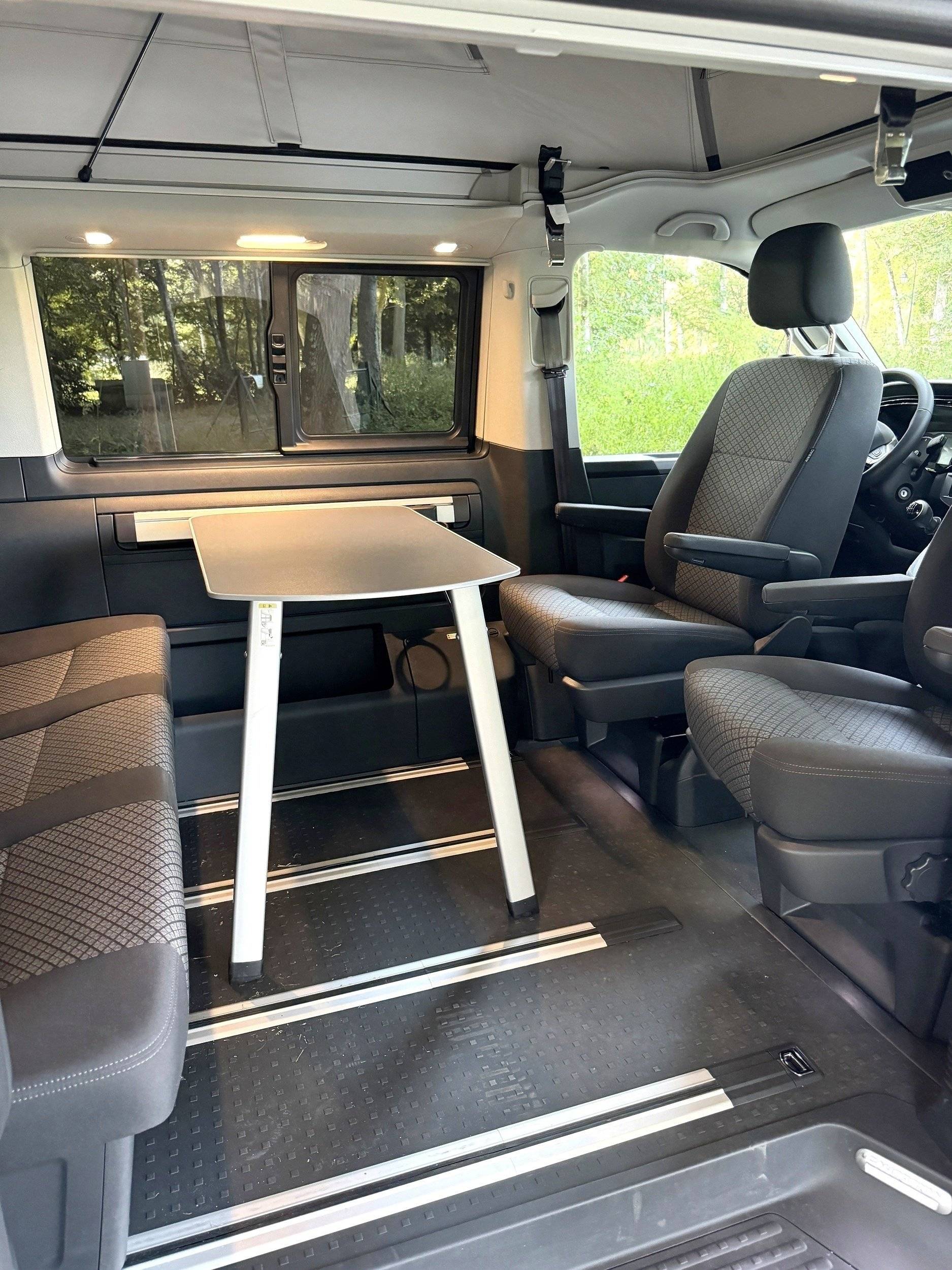 Dinette Volkswagen Volkswagen T6 California Beach - Yescapa