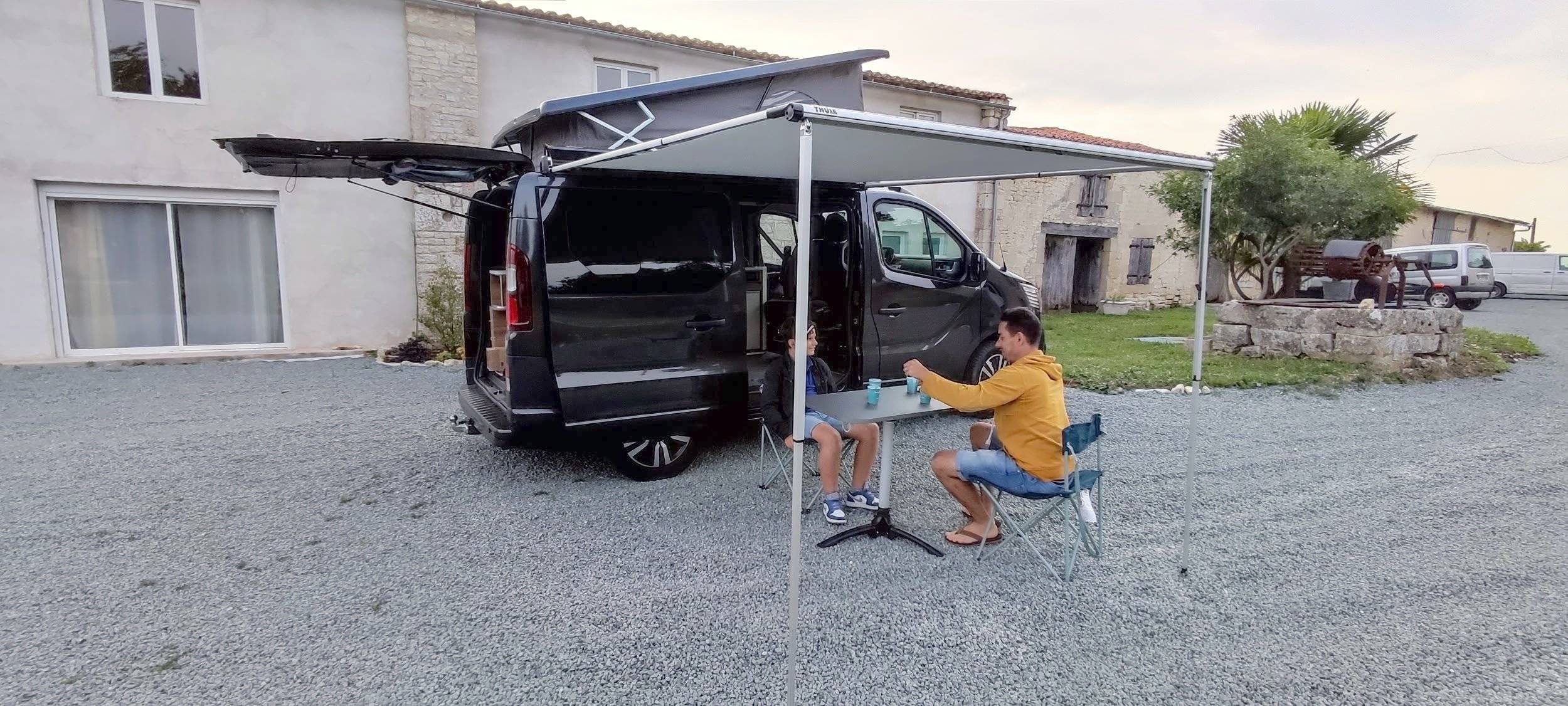 Bavaria Renault trafic cm font t vendome