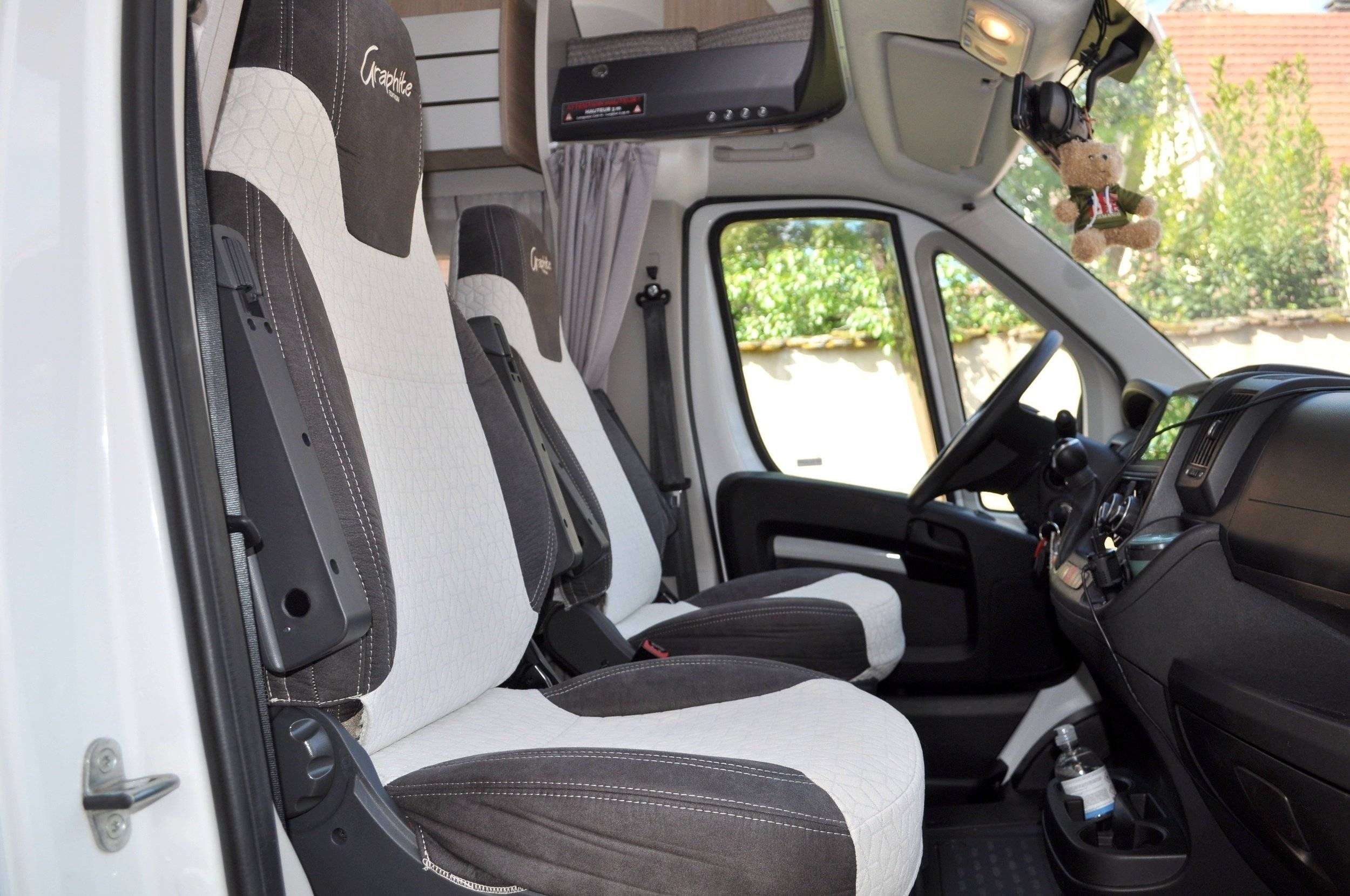 Challenger Challenger 328 VIP 