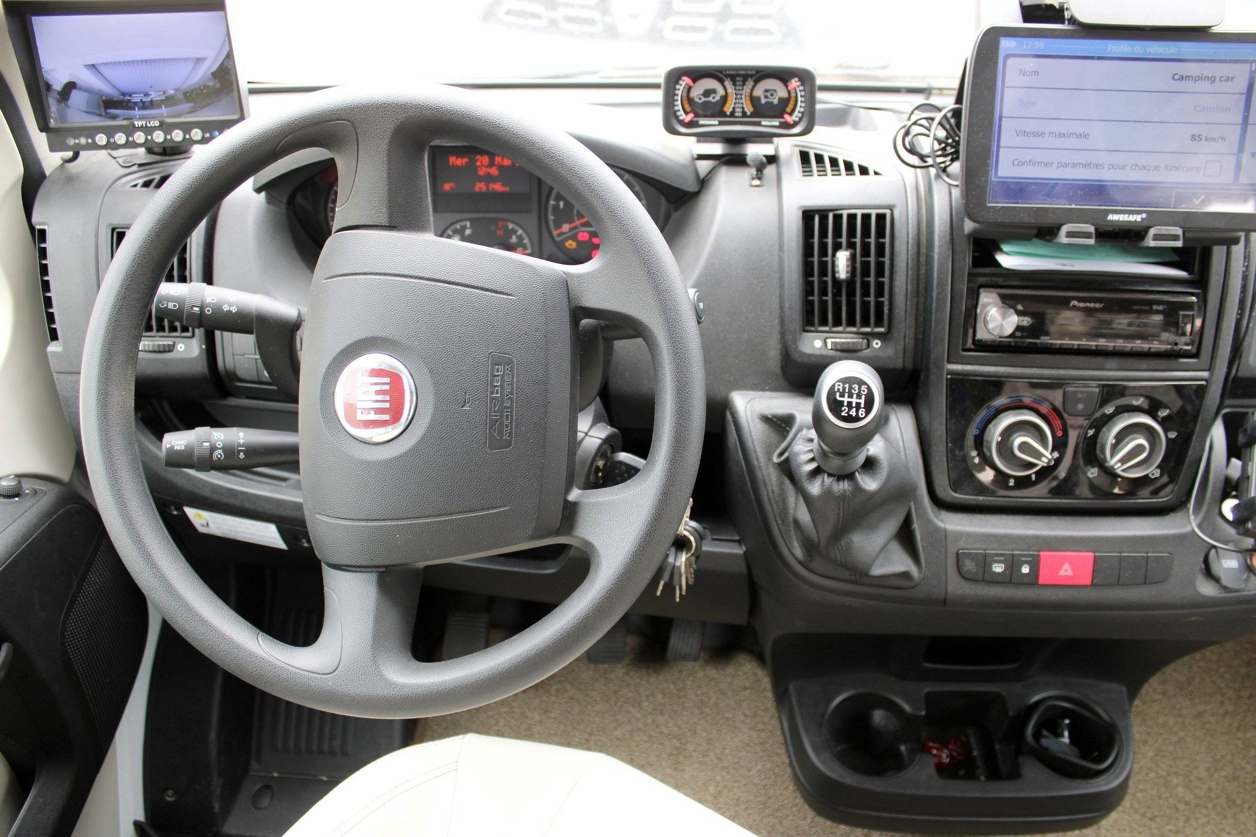 Pilote Pilote P716 Essentiel