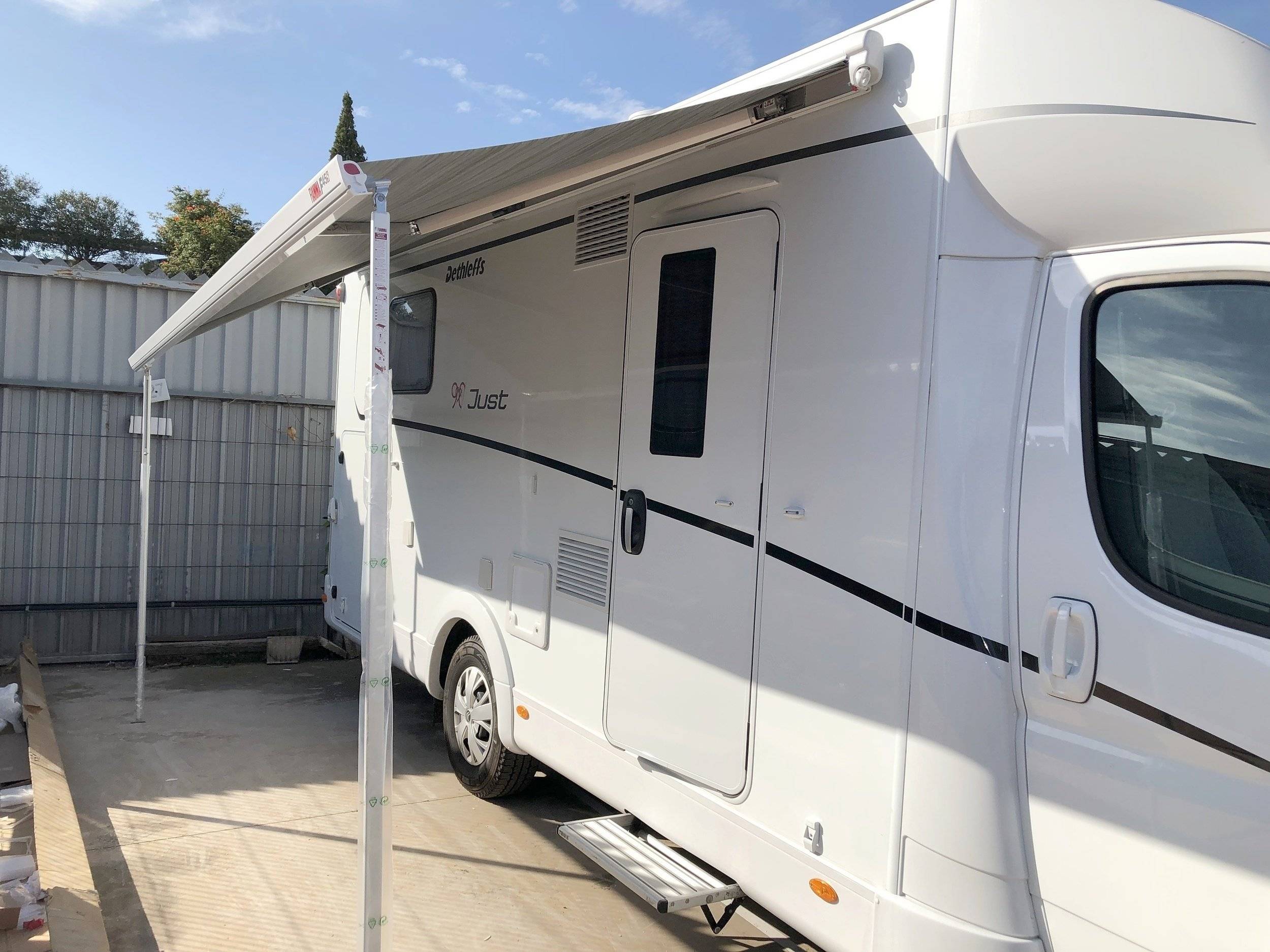 Dethleffs Just T - 7052 DBM