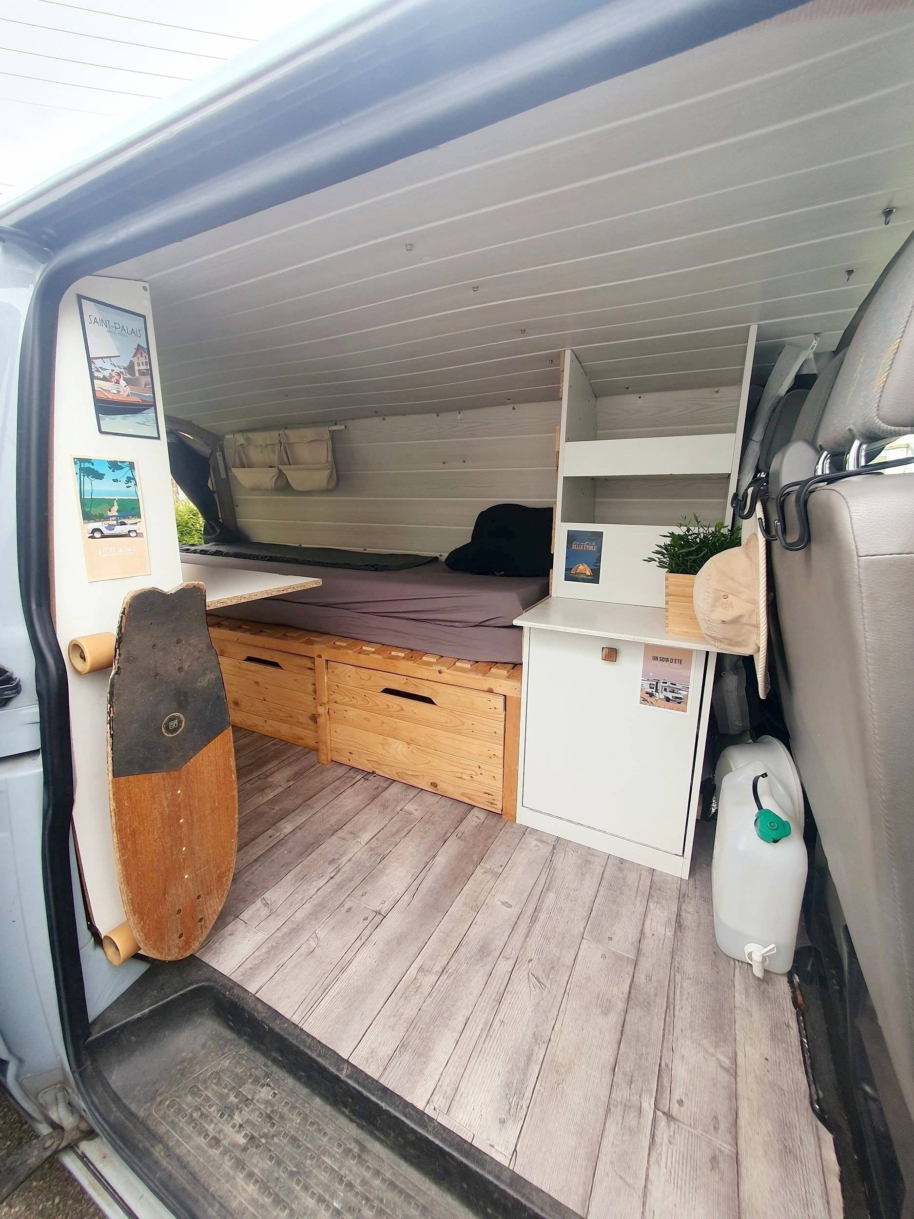 Berth Volkswagen 2,5 l 130 ch - Yescapa