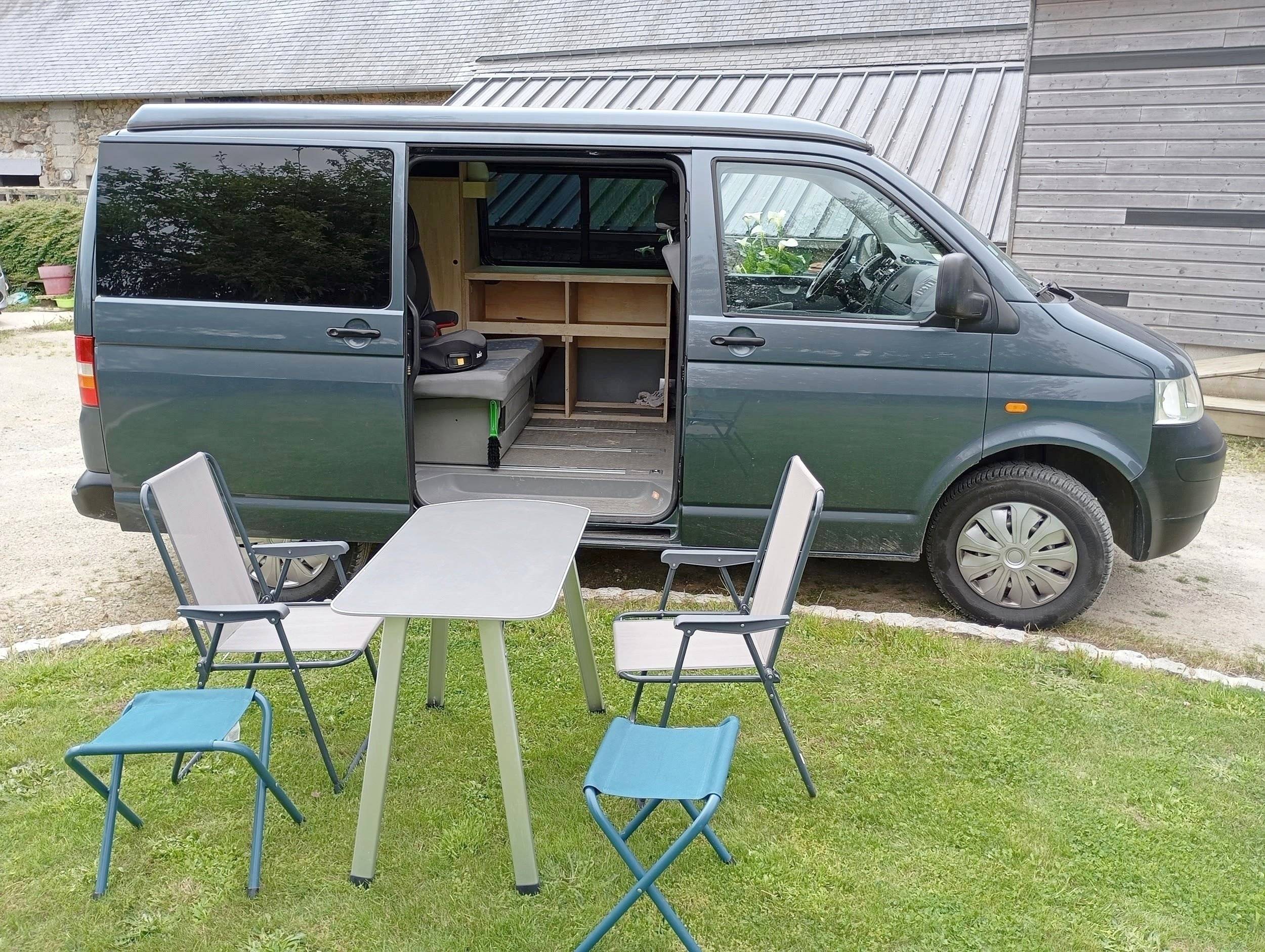 Volkswagen T5 2,5 l 130 ch