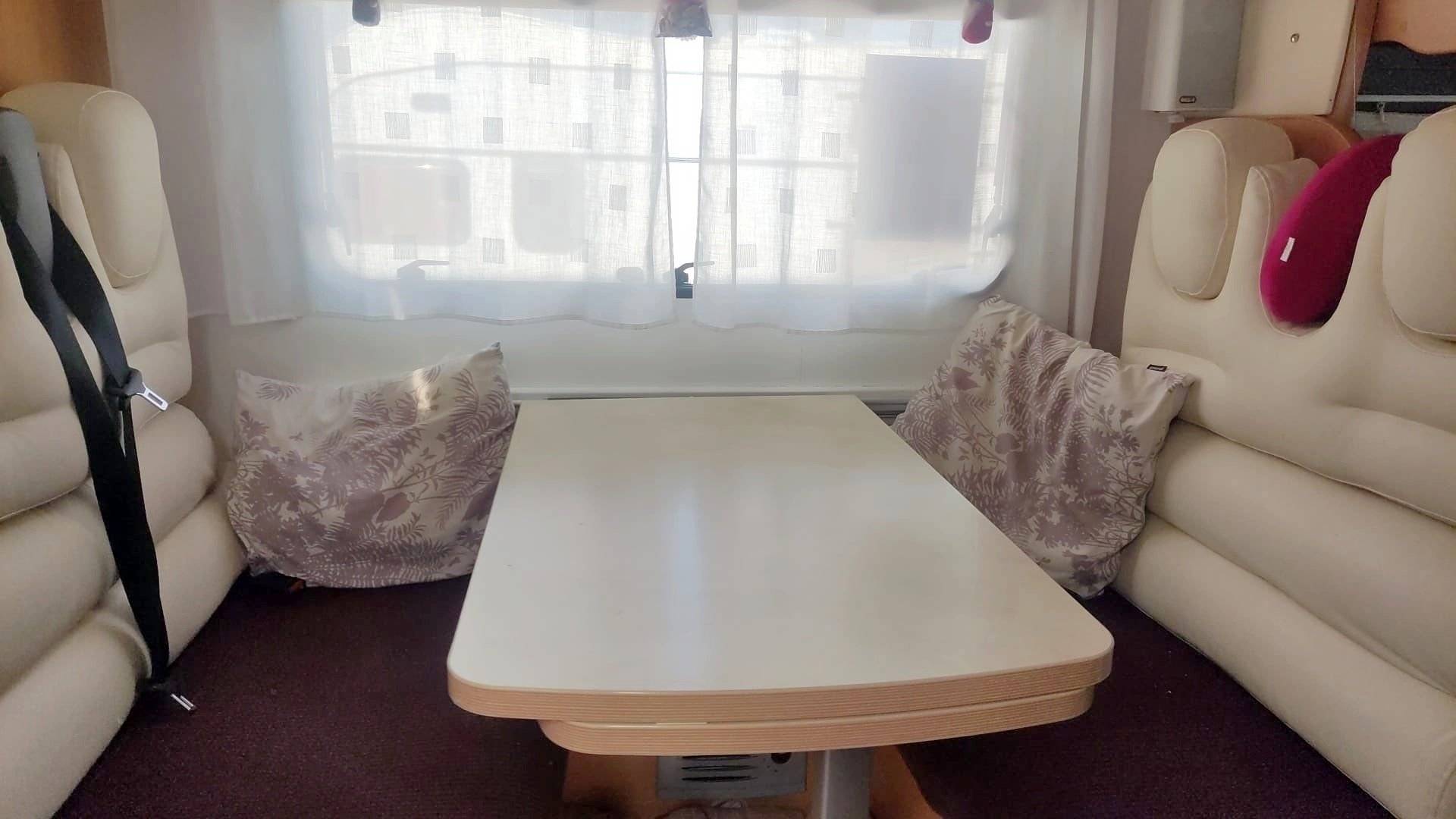 Essecke Ford Transit 2,4 l 140 ch - Yescapa