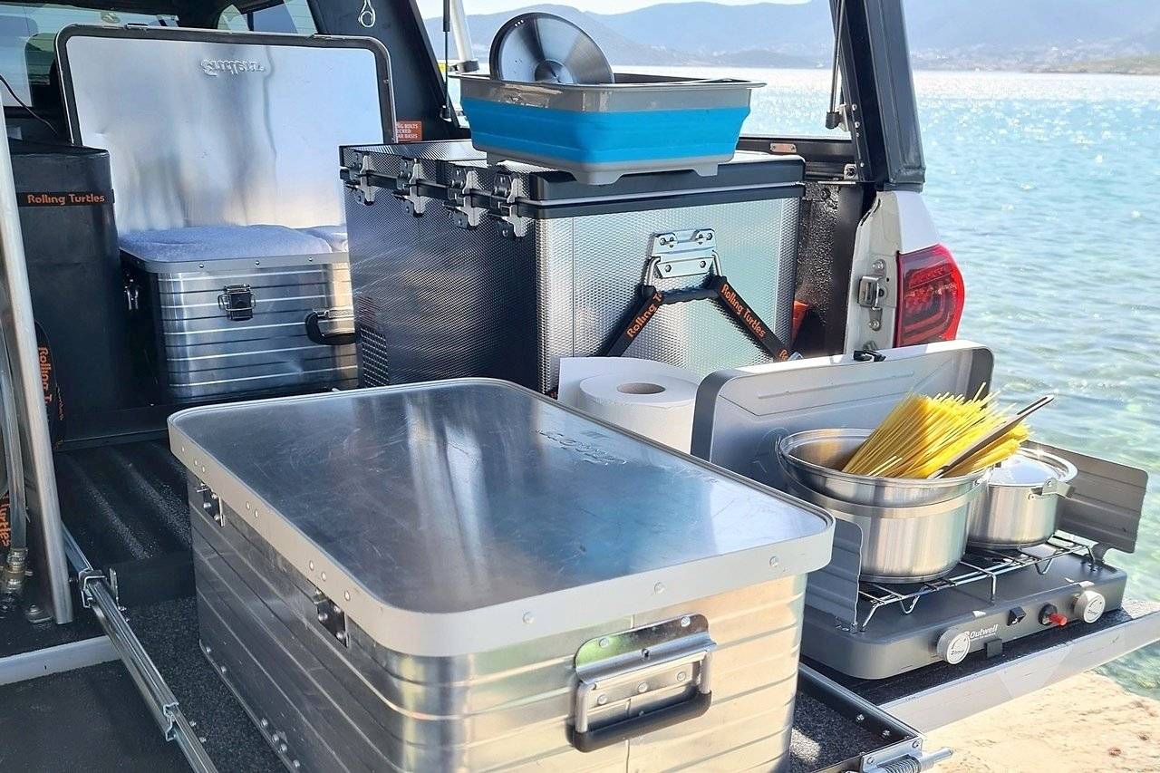 4×4 Automatic Gear Pickupcamper Alucab