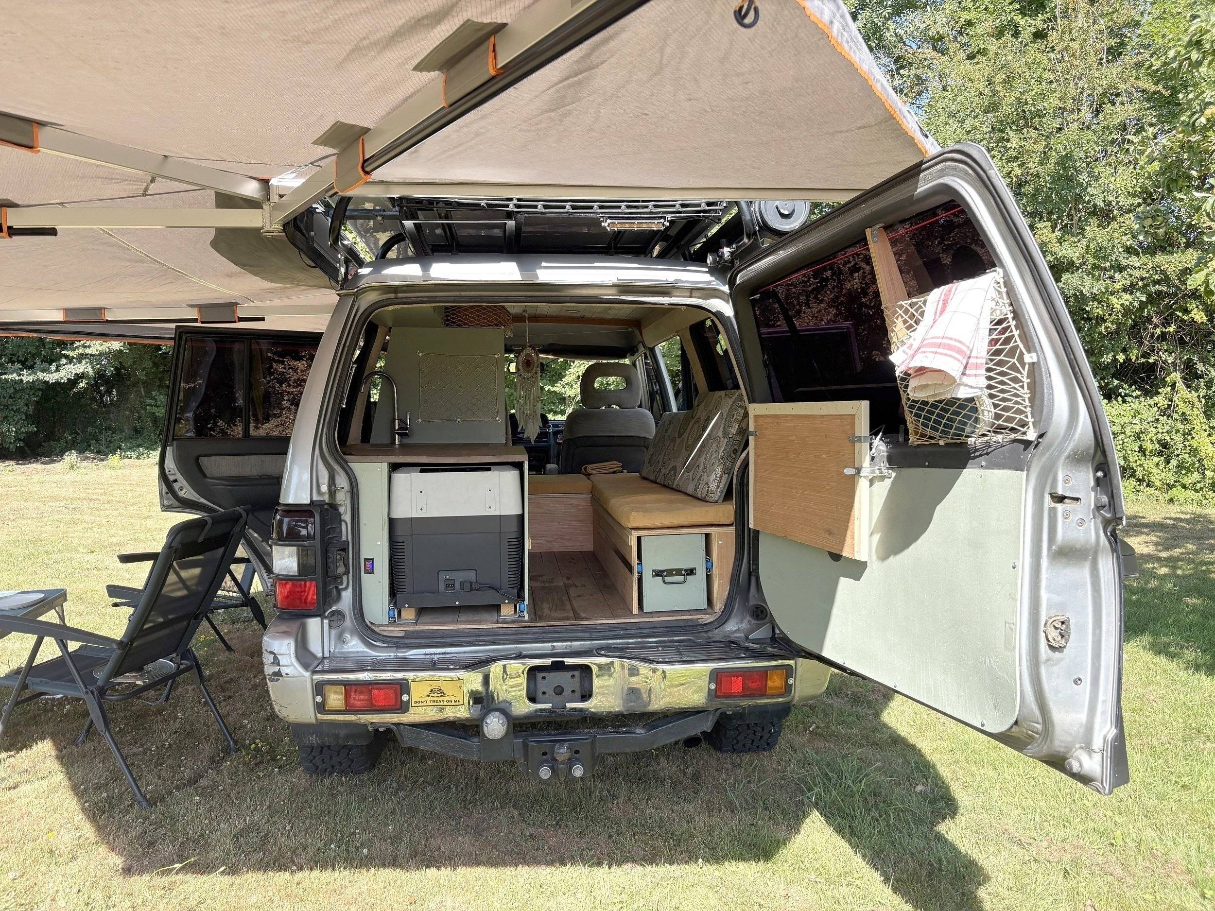 Comedor Mitsubishi PAJERO - Yescapa