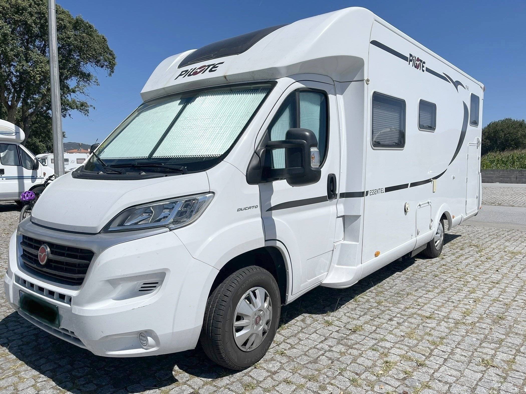 Pilote P746Gj Essentiel