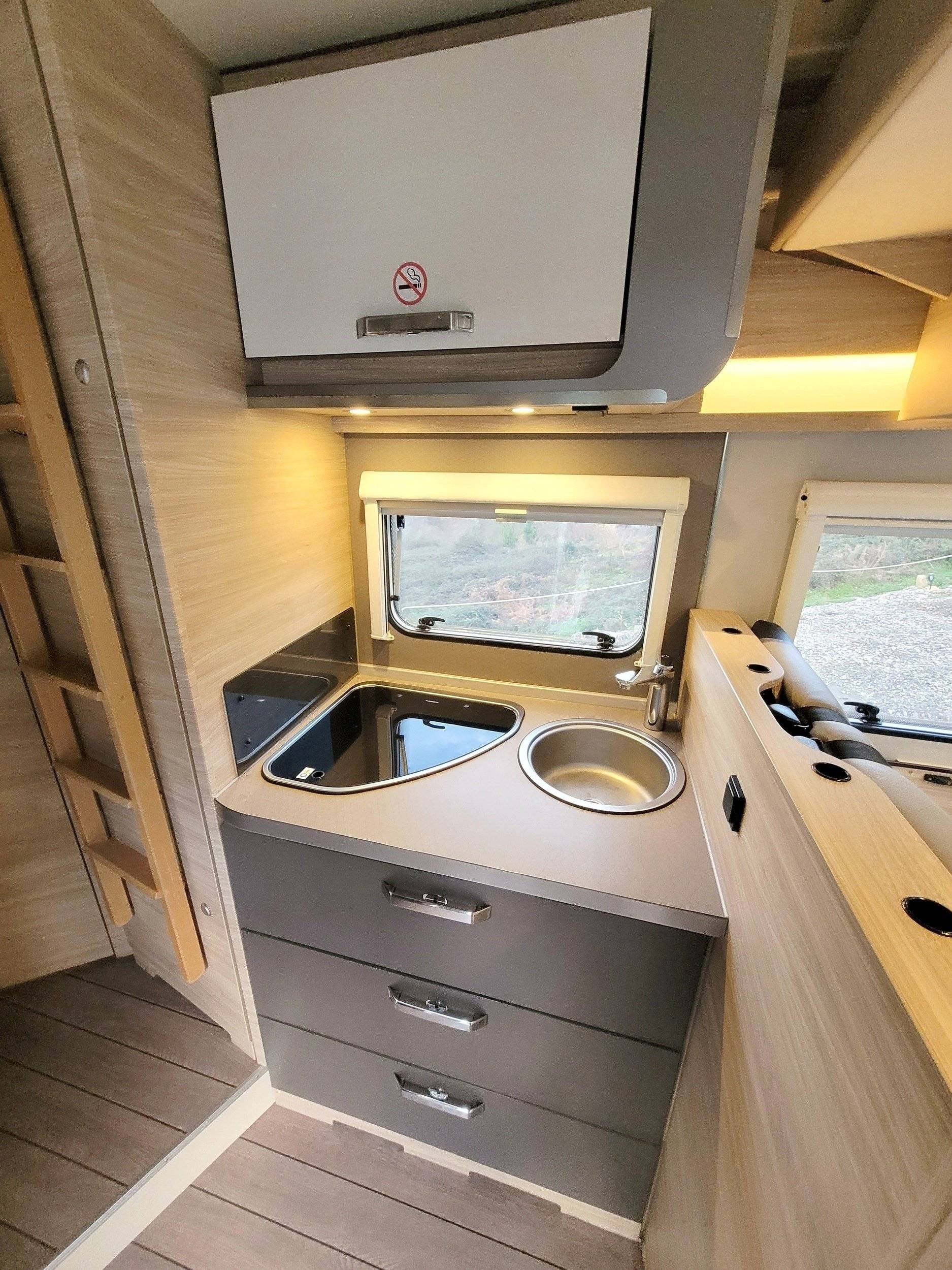 Weinsberg Carasuite 650