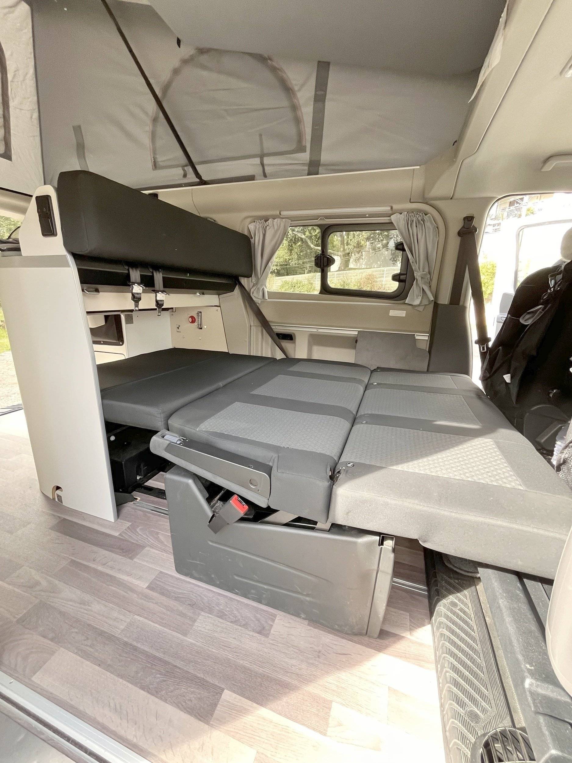 Letti Ford Ford Nugget Plus - Yescapa