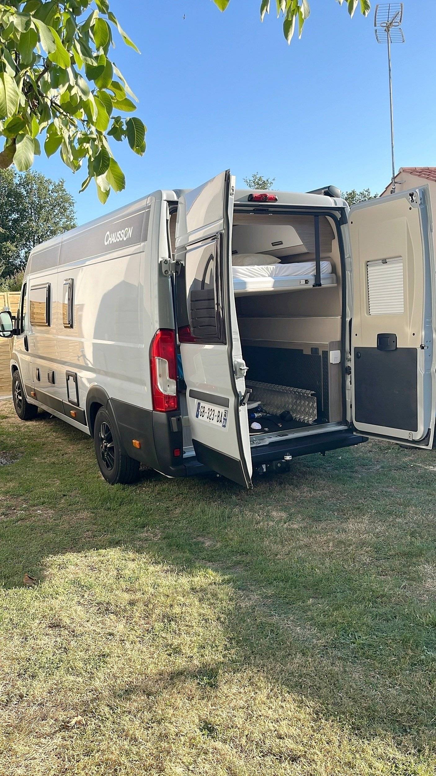 Chausson V690 Road Line