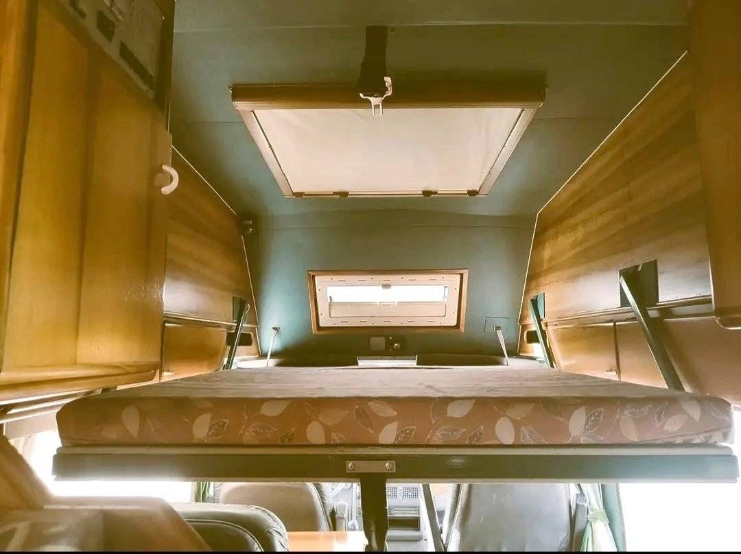Couchages Iveco Daily 35.10 - Yescapa