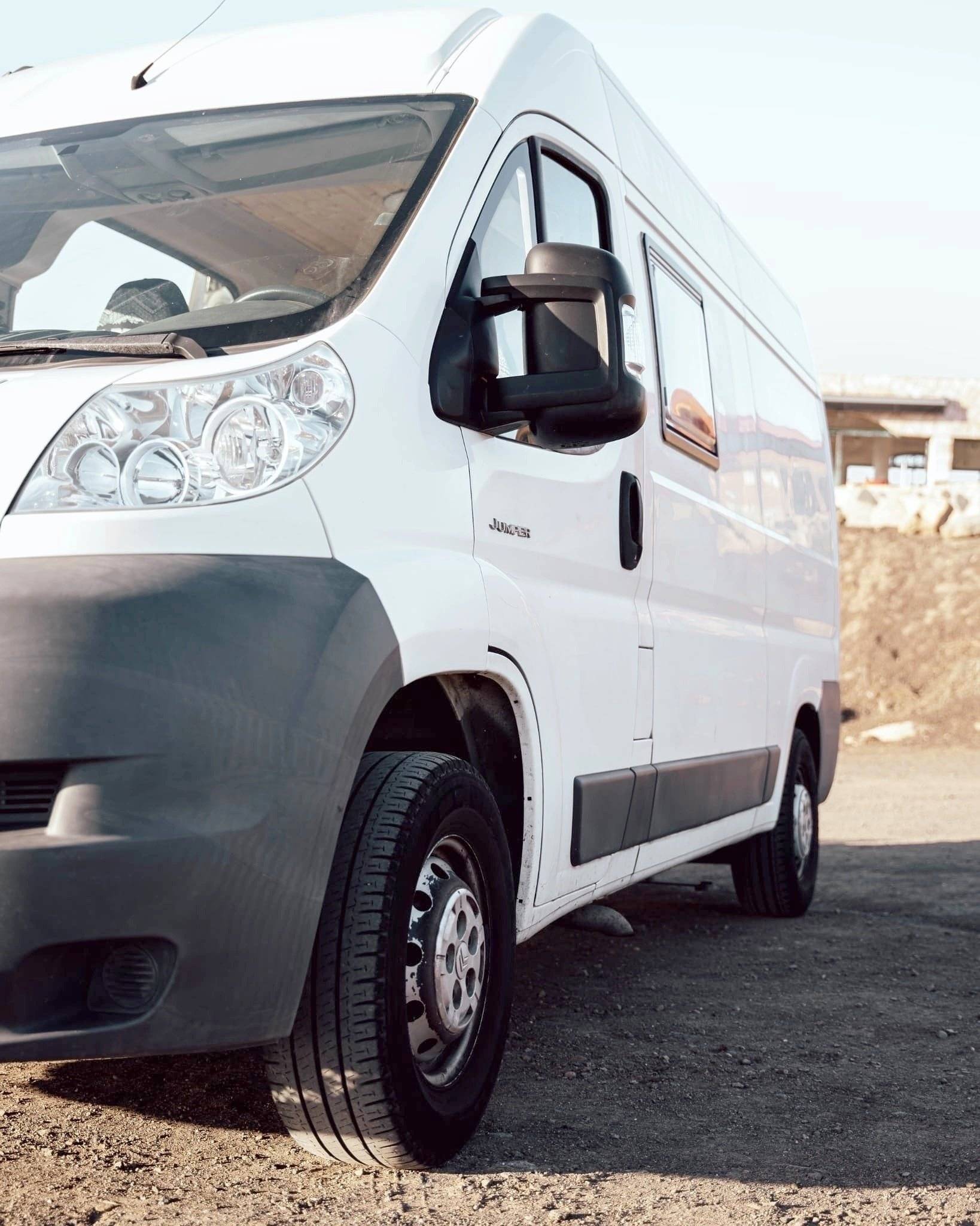 P.L.A. Citroën jumper