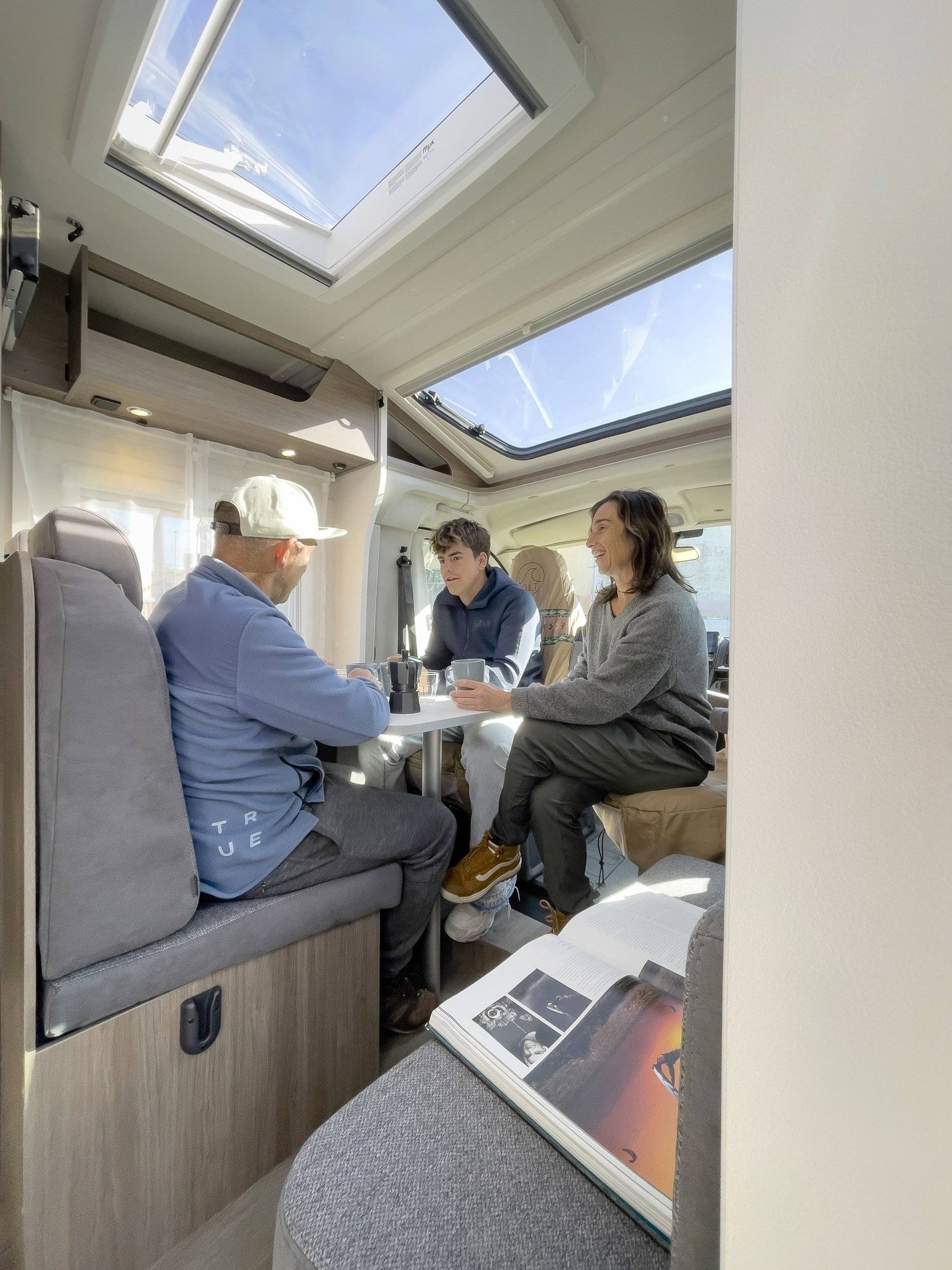 Dinette Fiat Fiat Ducato 140 CV - Yescapa