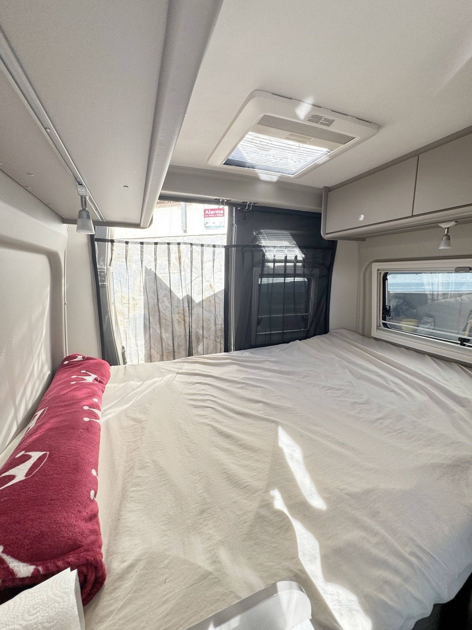 Dormidas Fiat Ducato 2,2 l Multijet 130 ch. - Yescapa