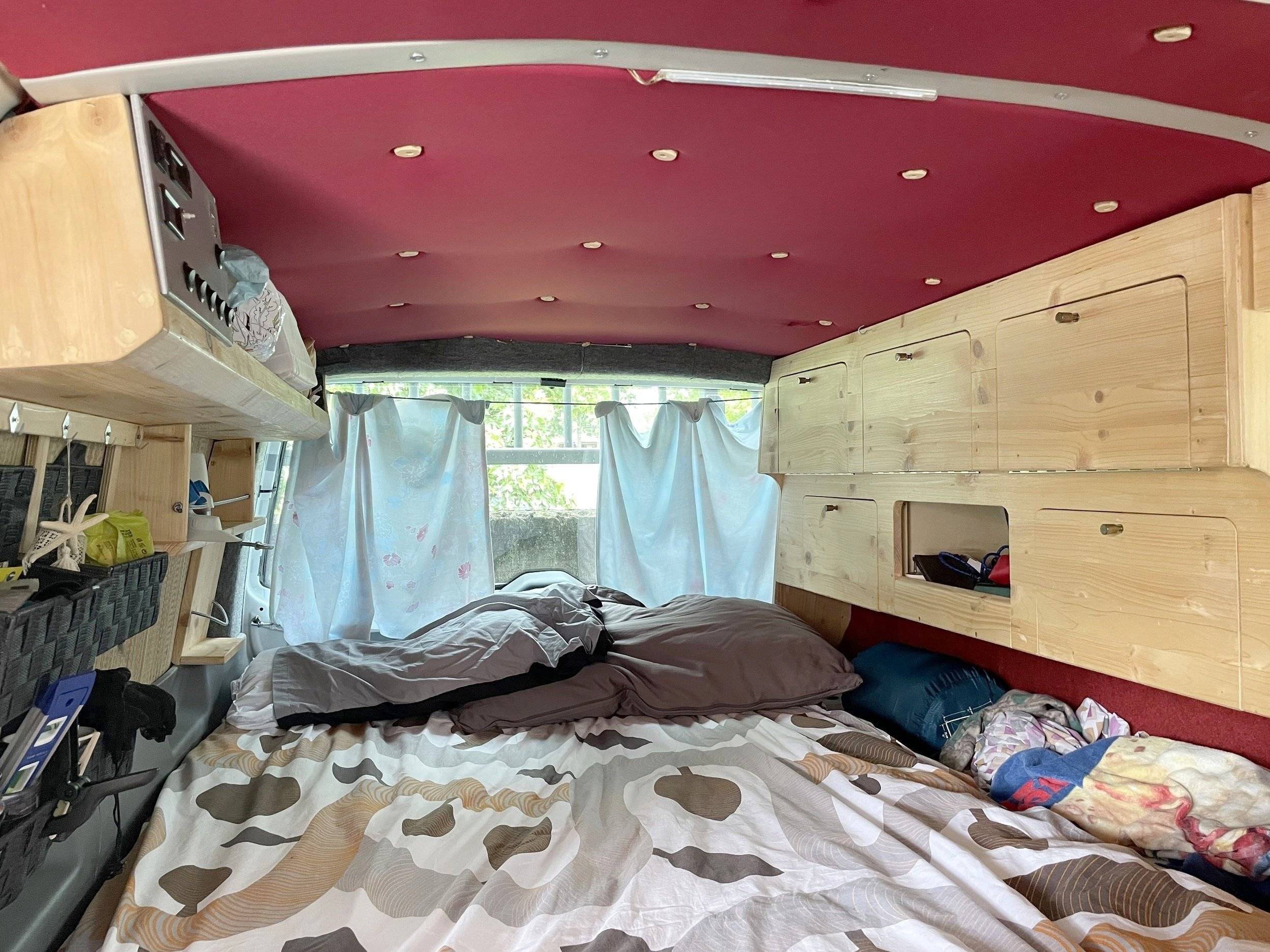 Schlafplätze Volkswagen Volkswagen Transporter - Yescapa