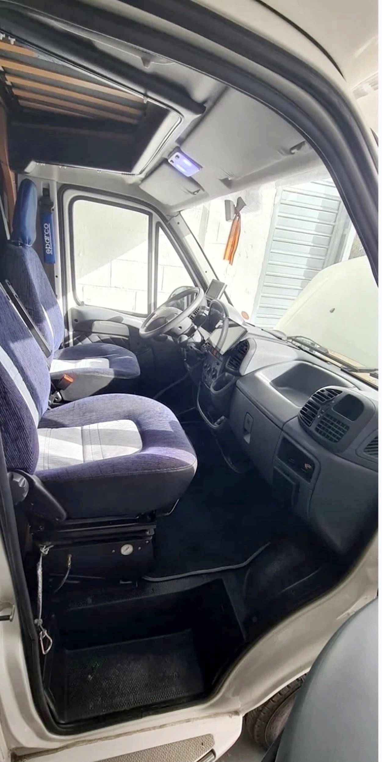 Puesto de conducción Fiat BENIMAR - Yescapa