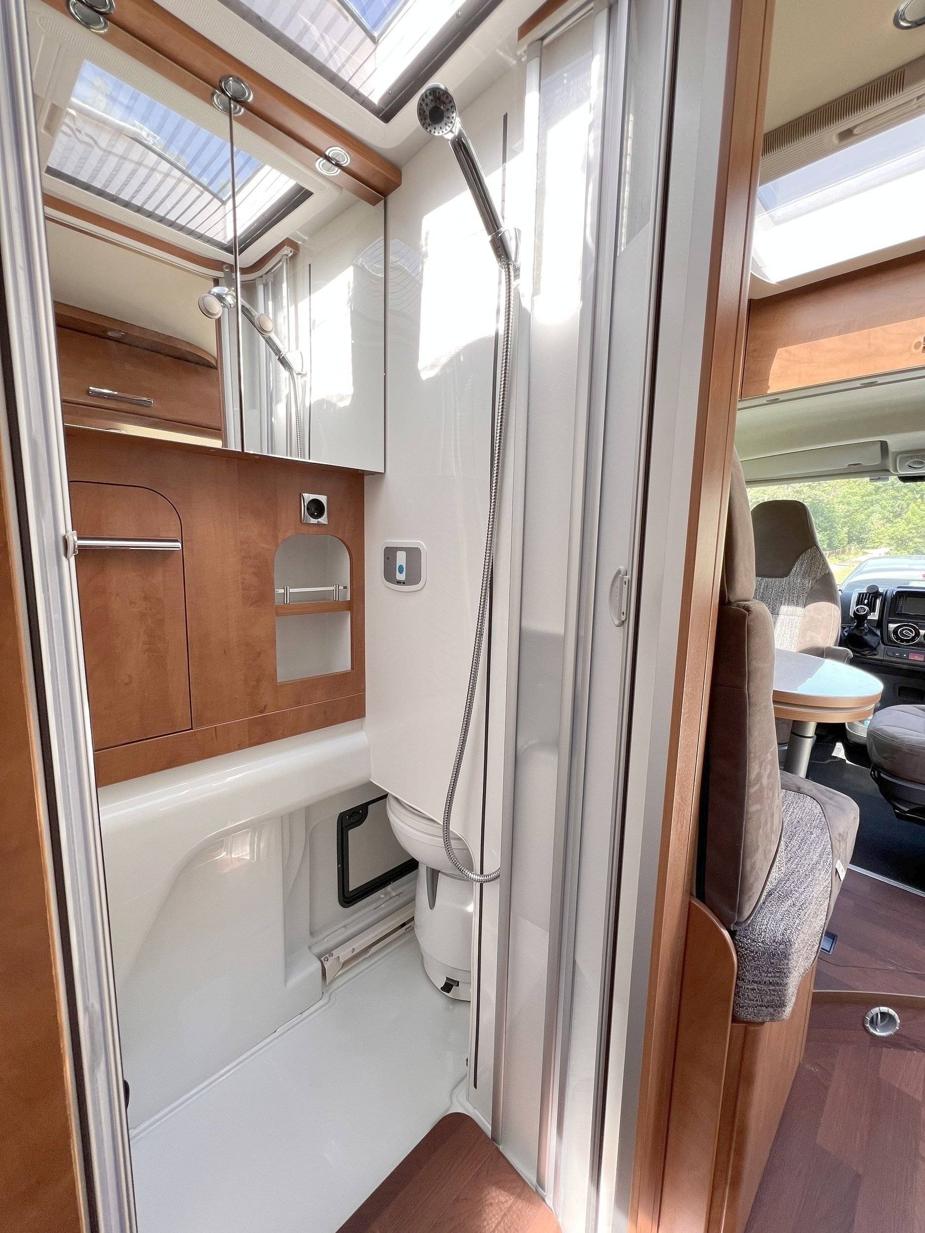 Malibu Van Compact 600 LE