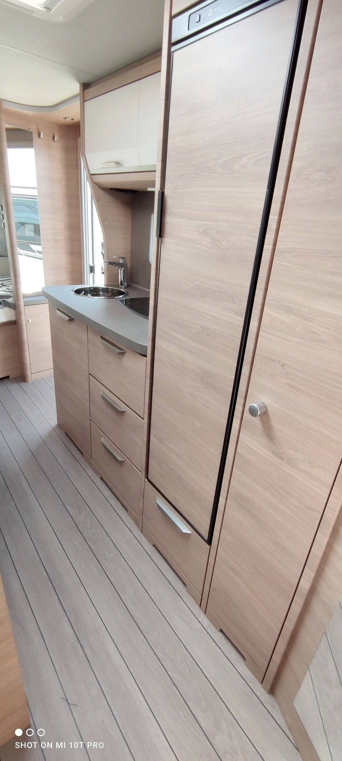 Kitchenette  - Yescapa