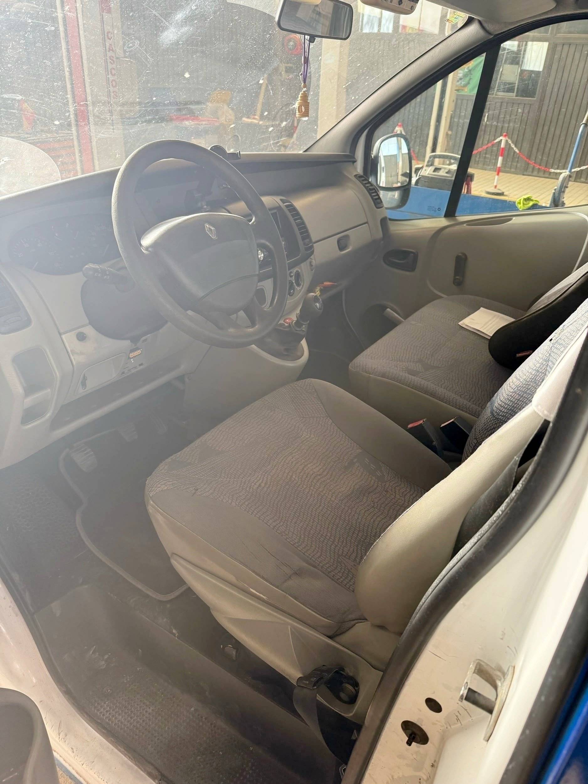 Traf Renault trafic 