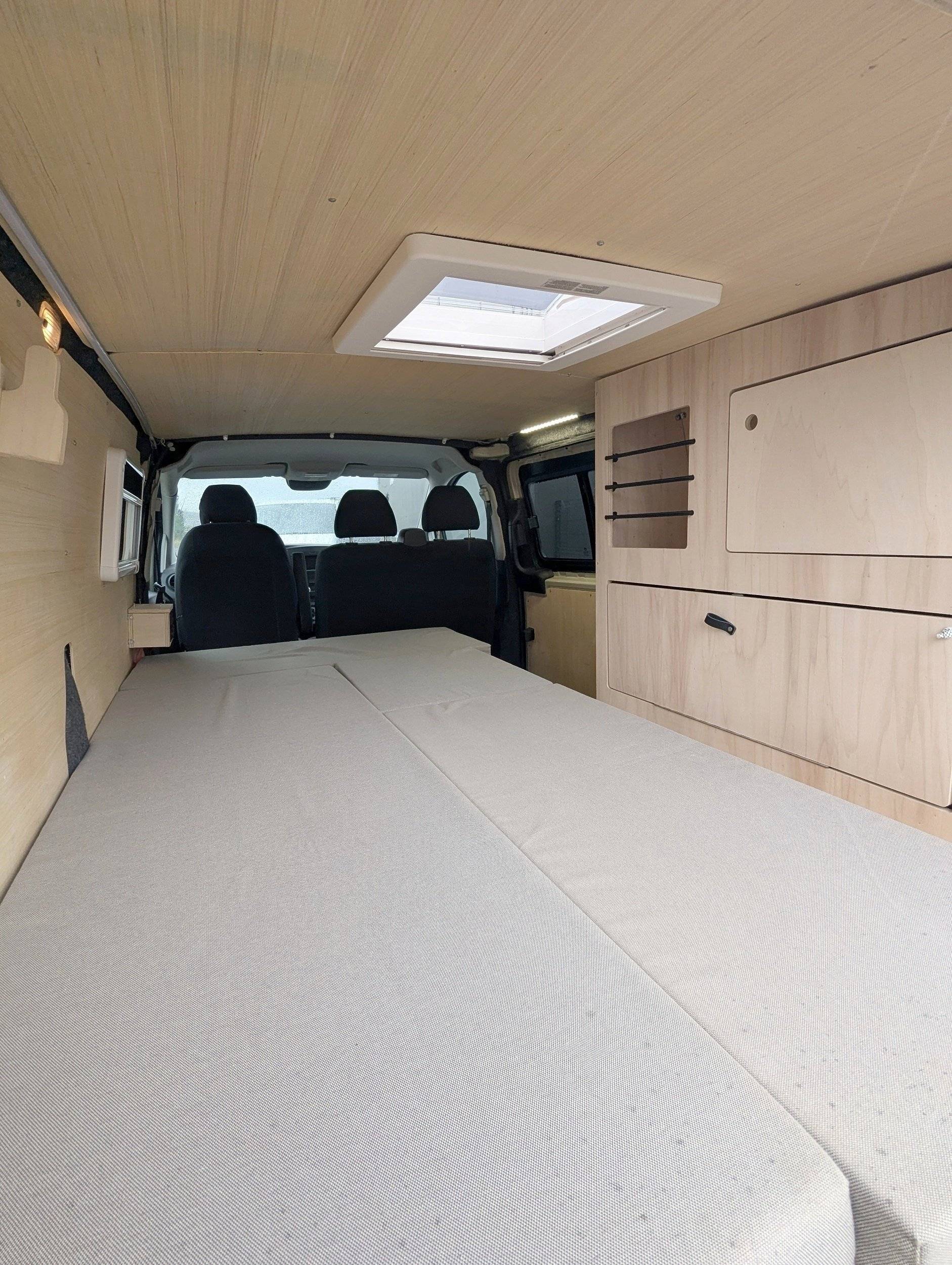 3 C Cartier/Brisebras Mercedes vito