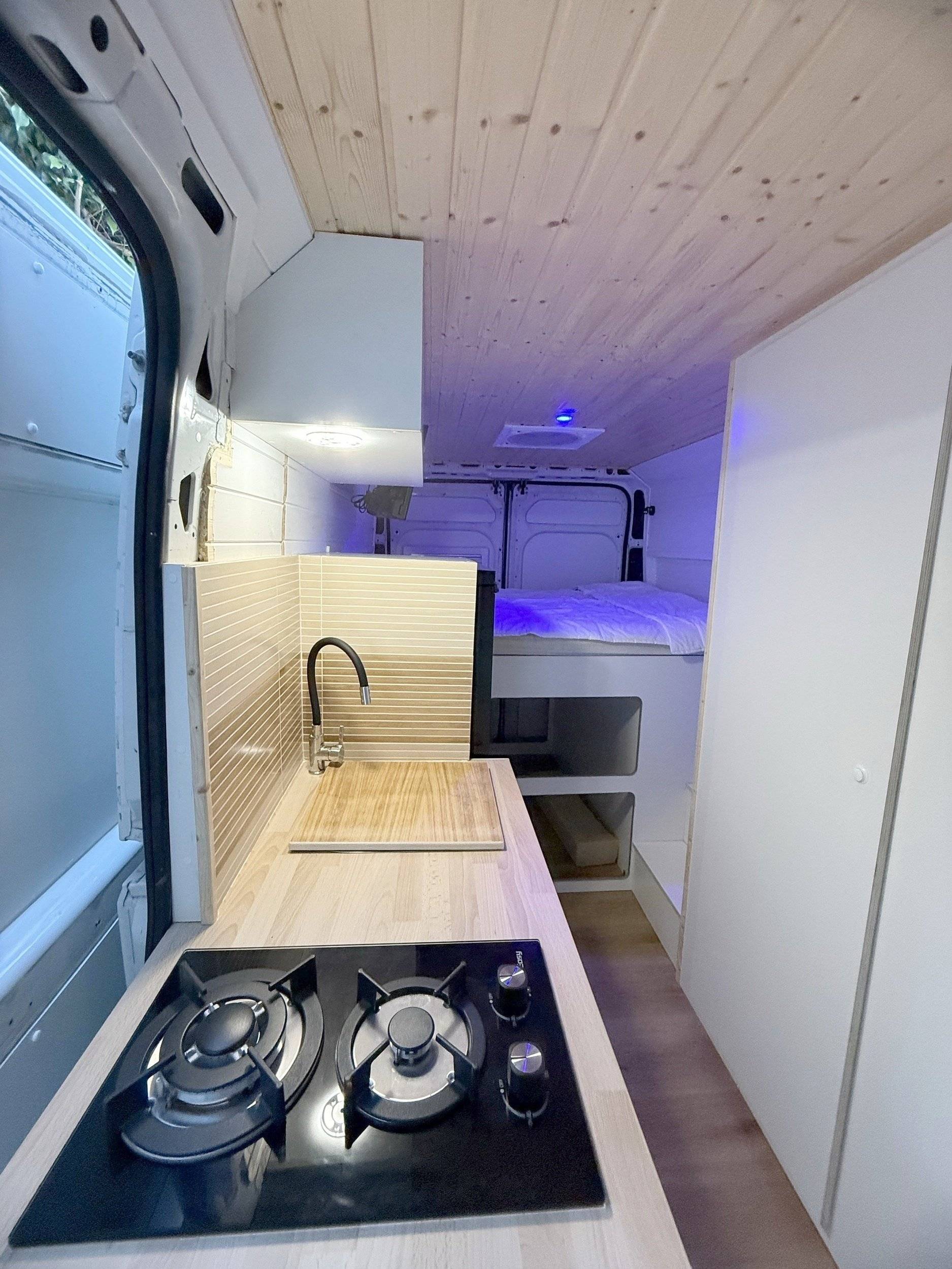Kitchen Fiat Ducato 3,0 l Multijet 160 ch. - Yescapa