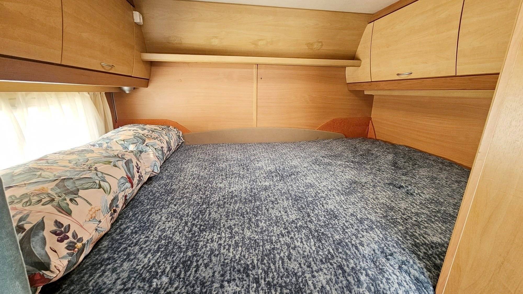 Eura Mobil Ford Transit 120