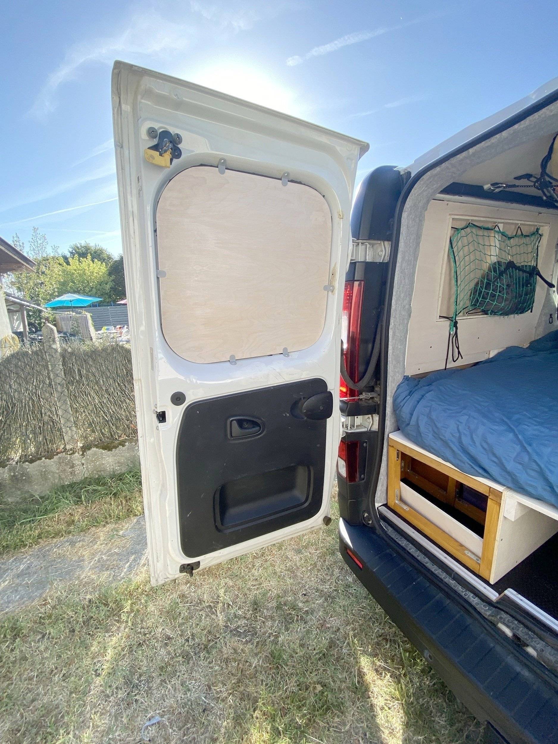 Opel Vivaro H1L2 1,6 l 120 ch