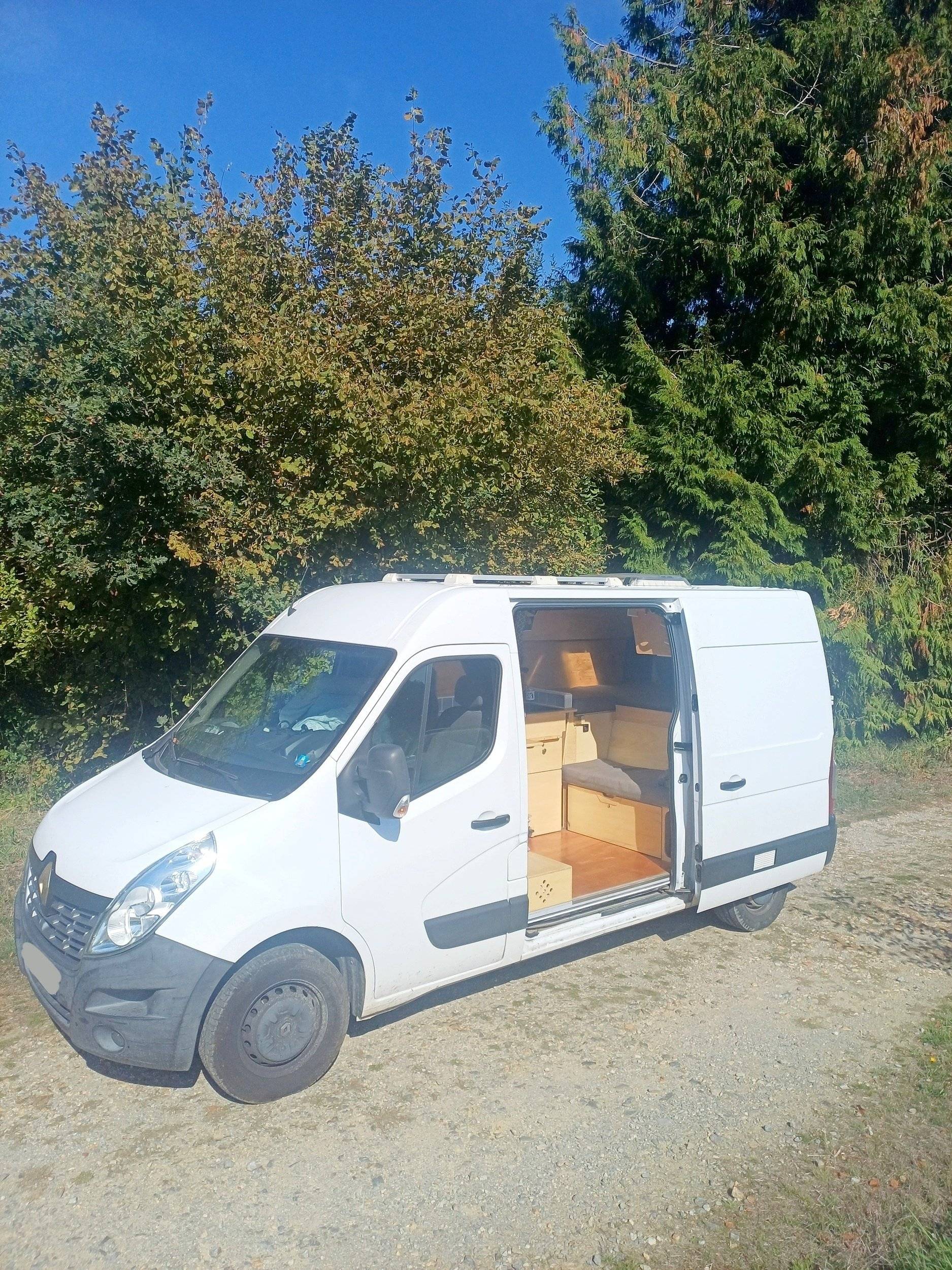 Adria Master 3