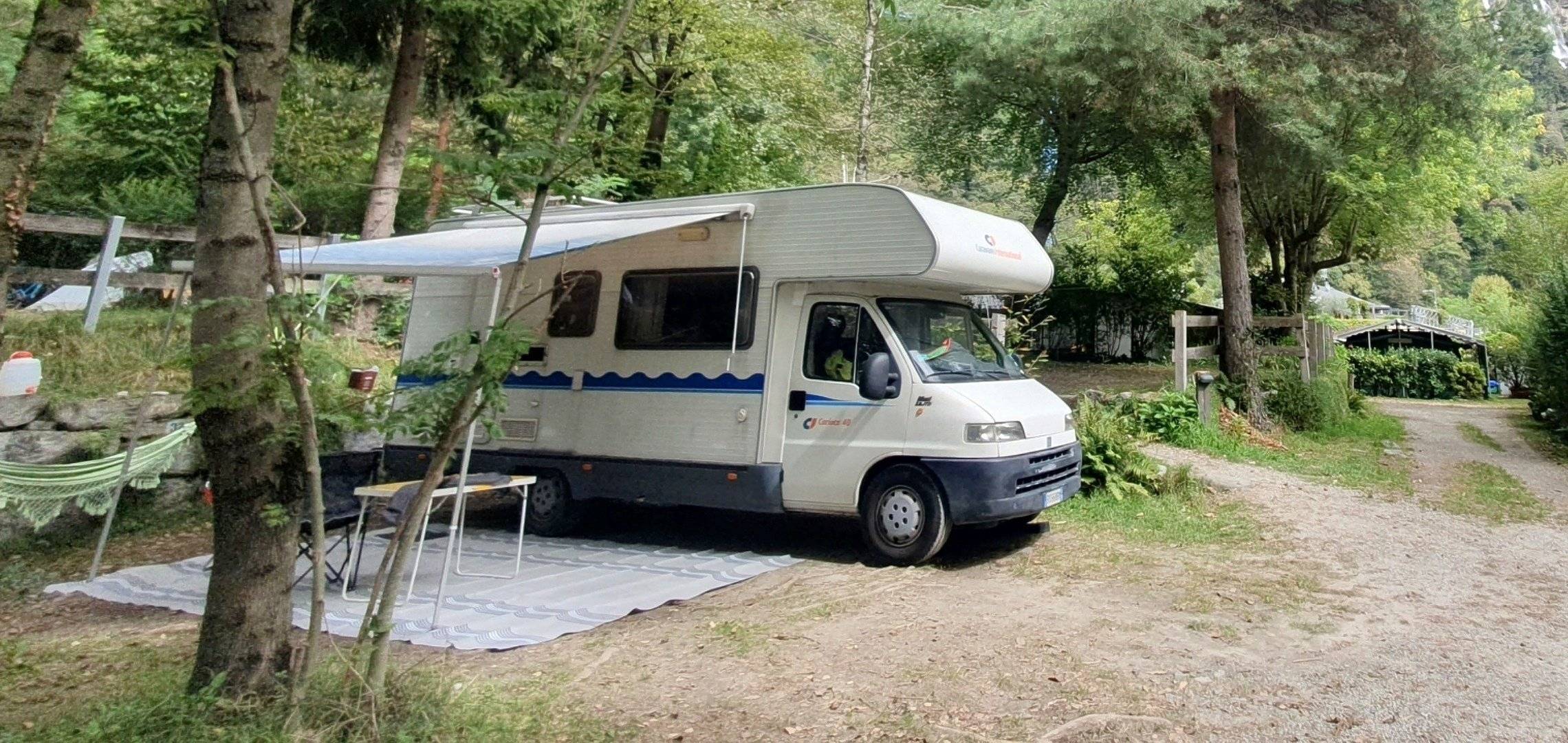 Vue avant de 3/4 Fiat FIAT DUCATO - Yescapa