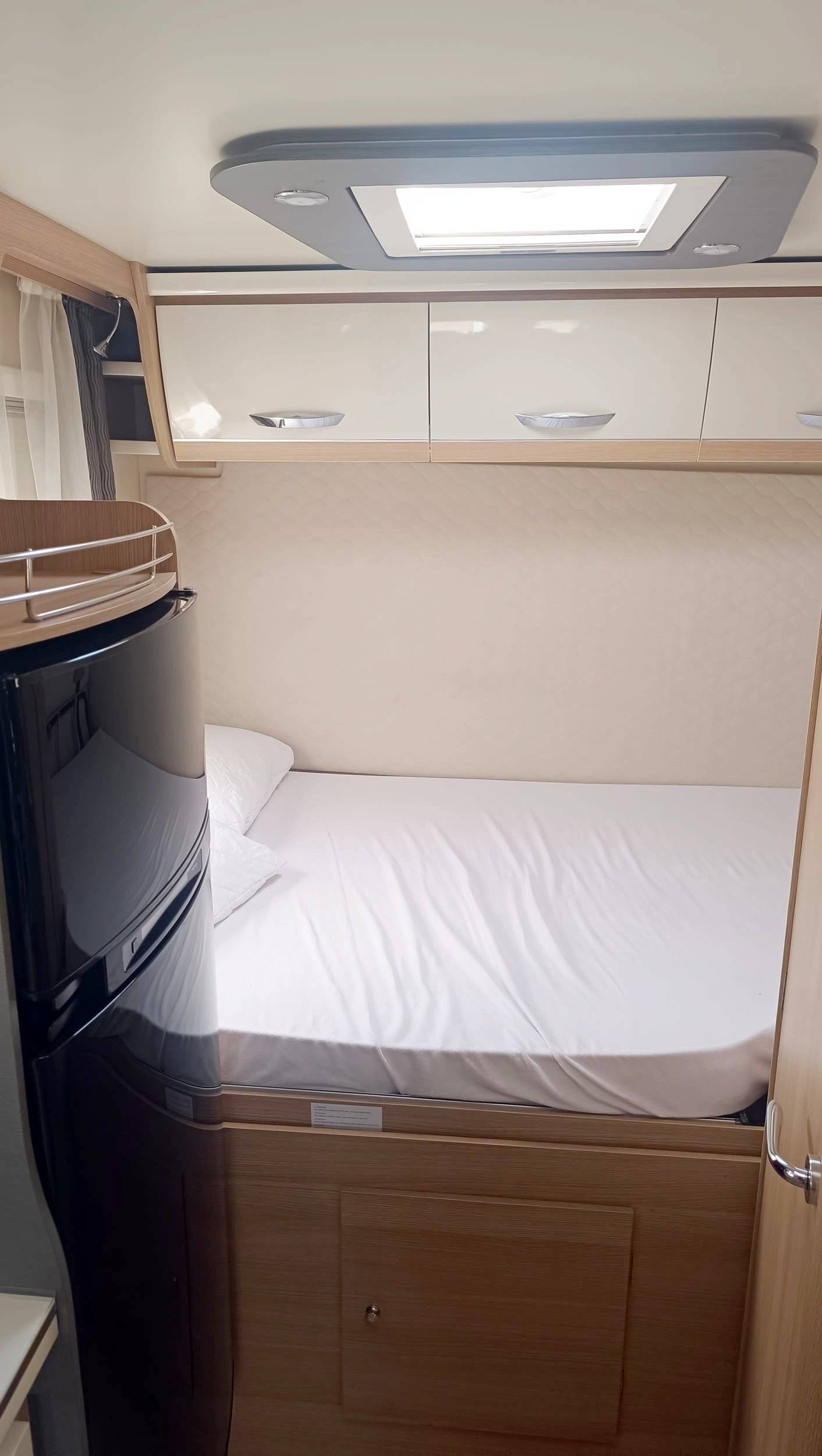 Couchages Fiat Ducato 2,0 l 130 ch - Yescapa