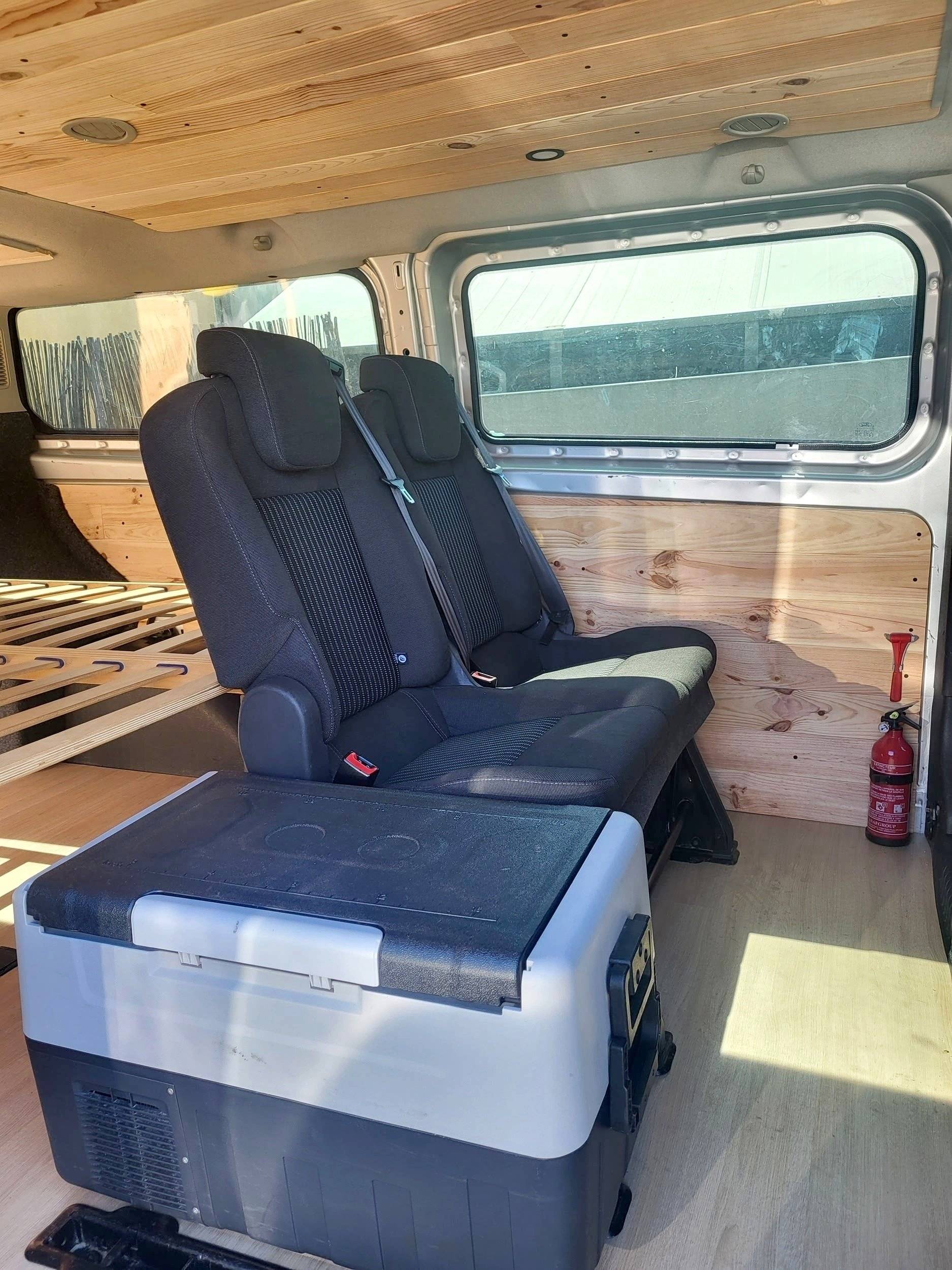 Cozinha Ford Custom 2,2 l 125 ch - Yescapa