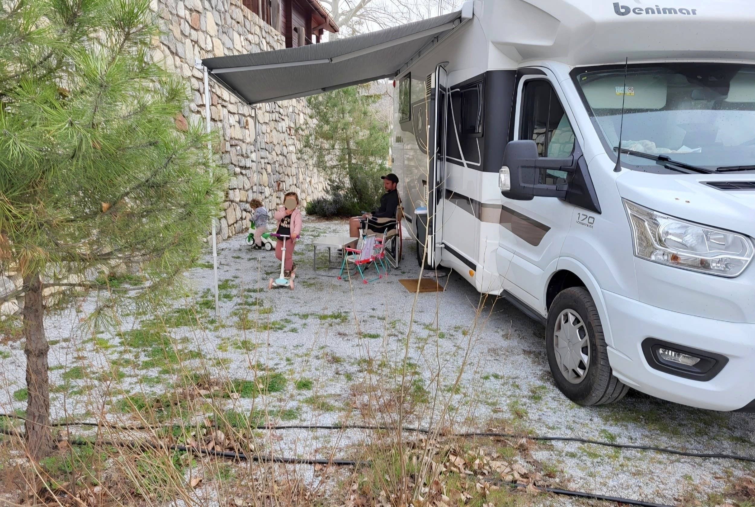 Benimar Cocoon 463 automaat