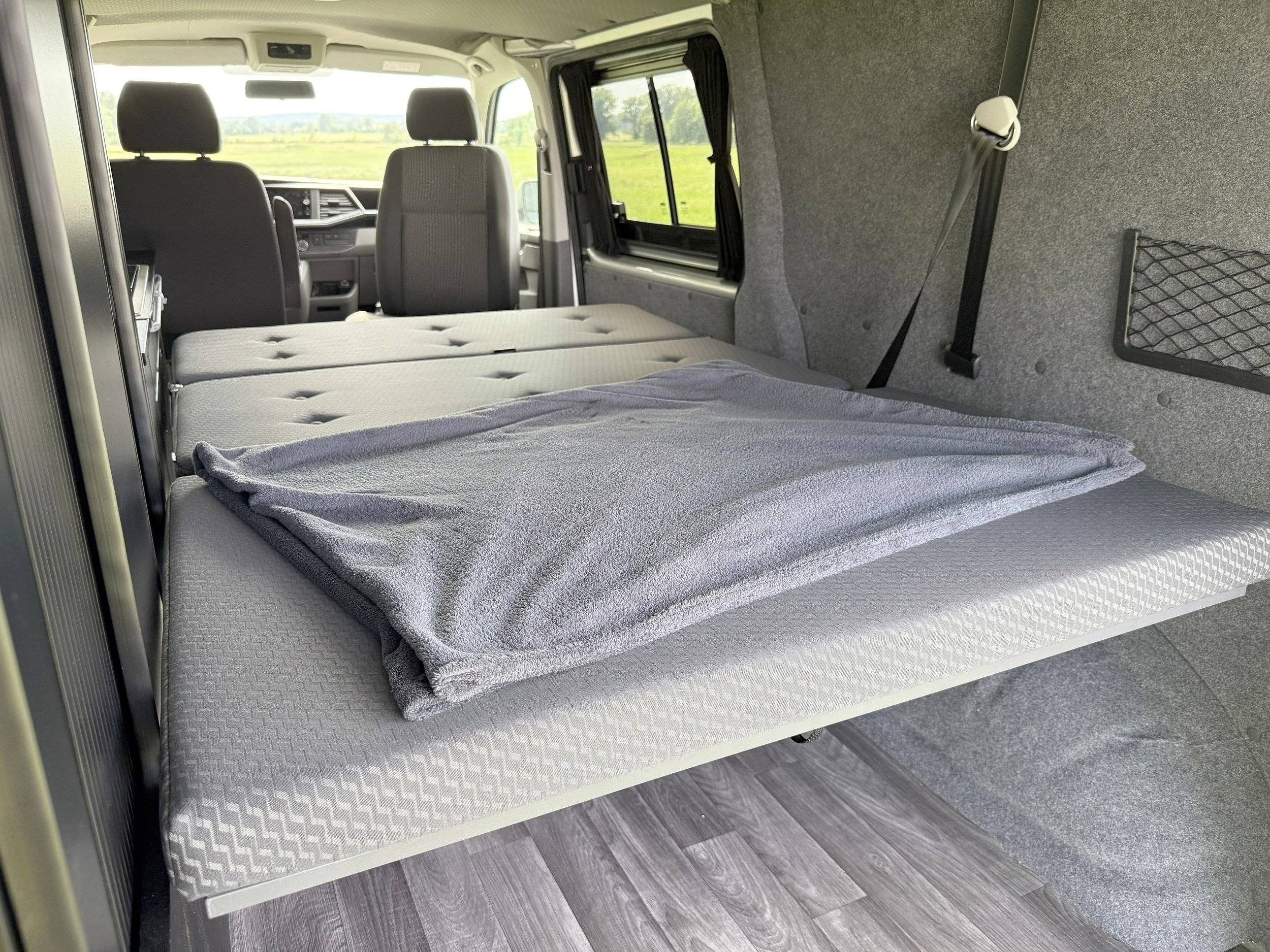 slaapplaatsen Volkswagen Volkswagen Transporter T5 - Yescapa