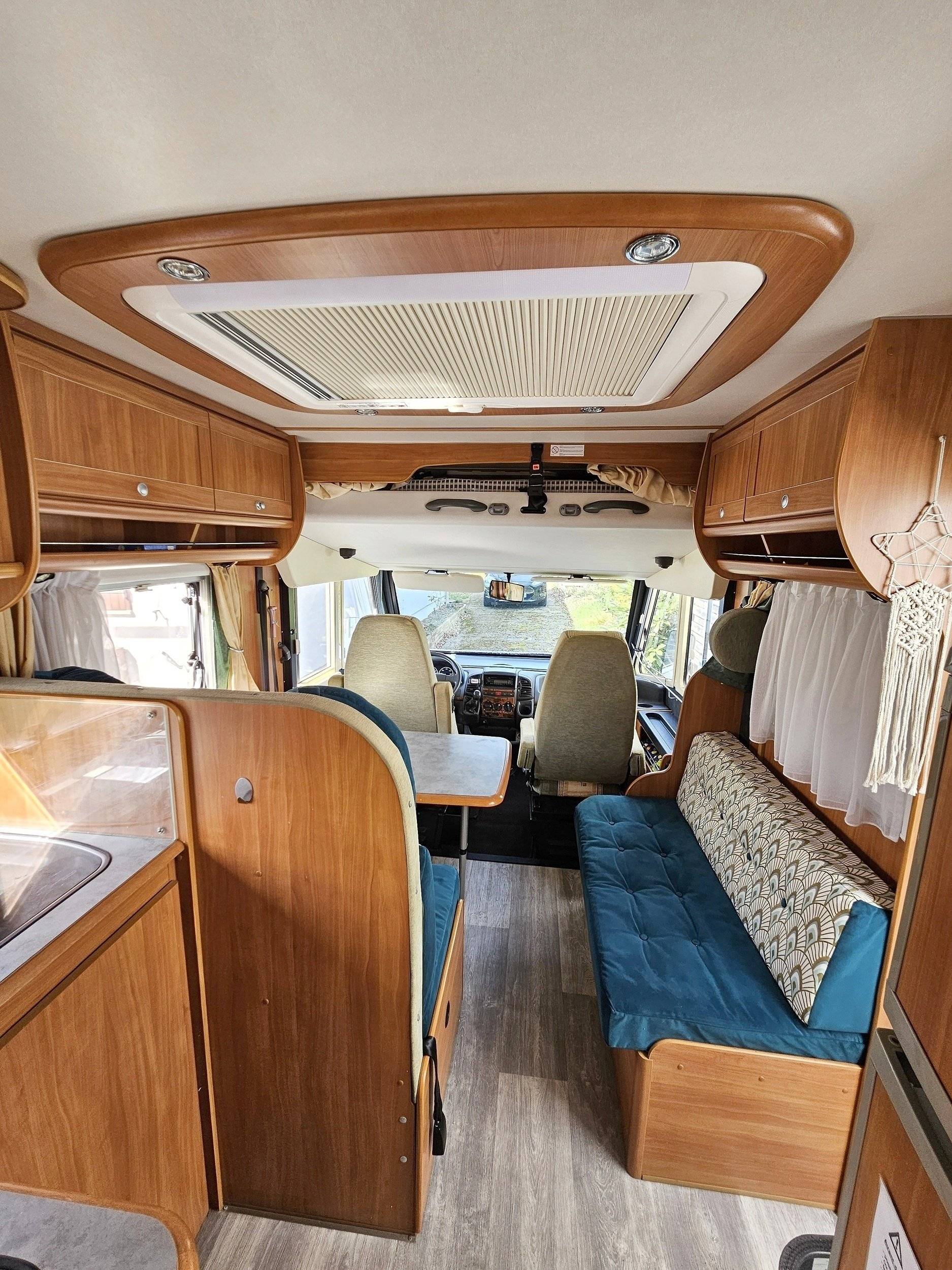 Dethleffs Globetrotter Elegance