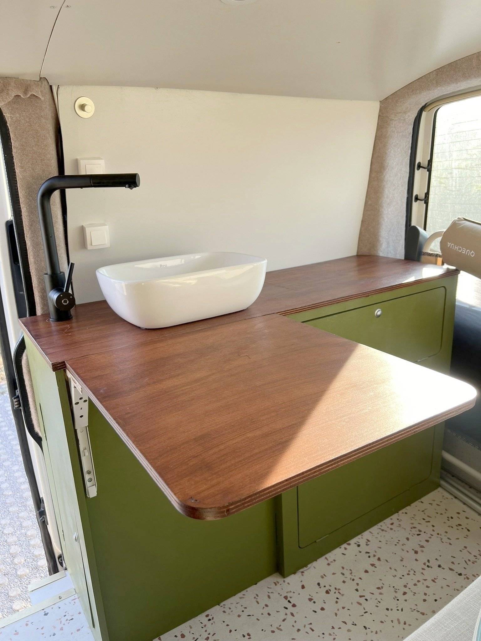 Volkswagen T5 2,0 l 84 ch