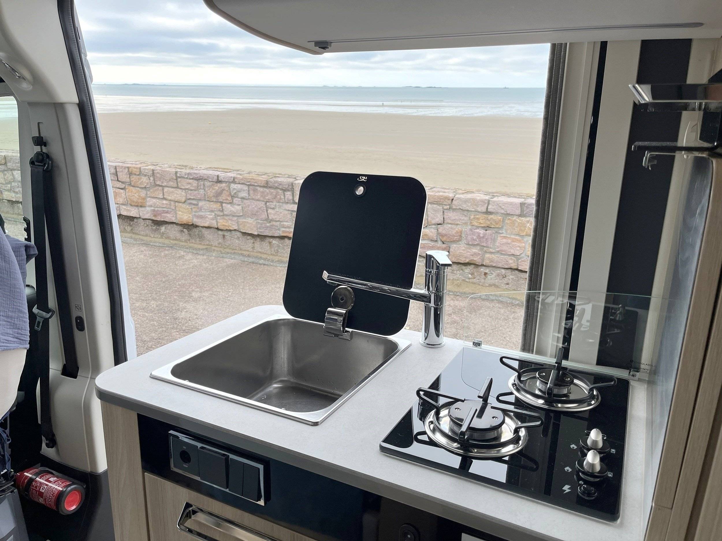 Kitchen Peugeot Boxer 3 l 160 ch - Yescapa